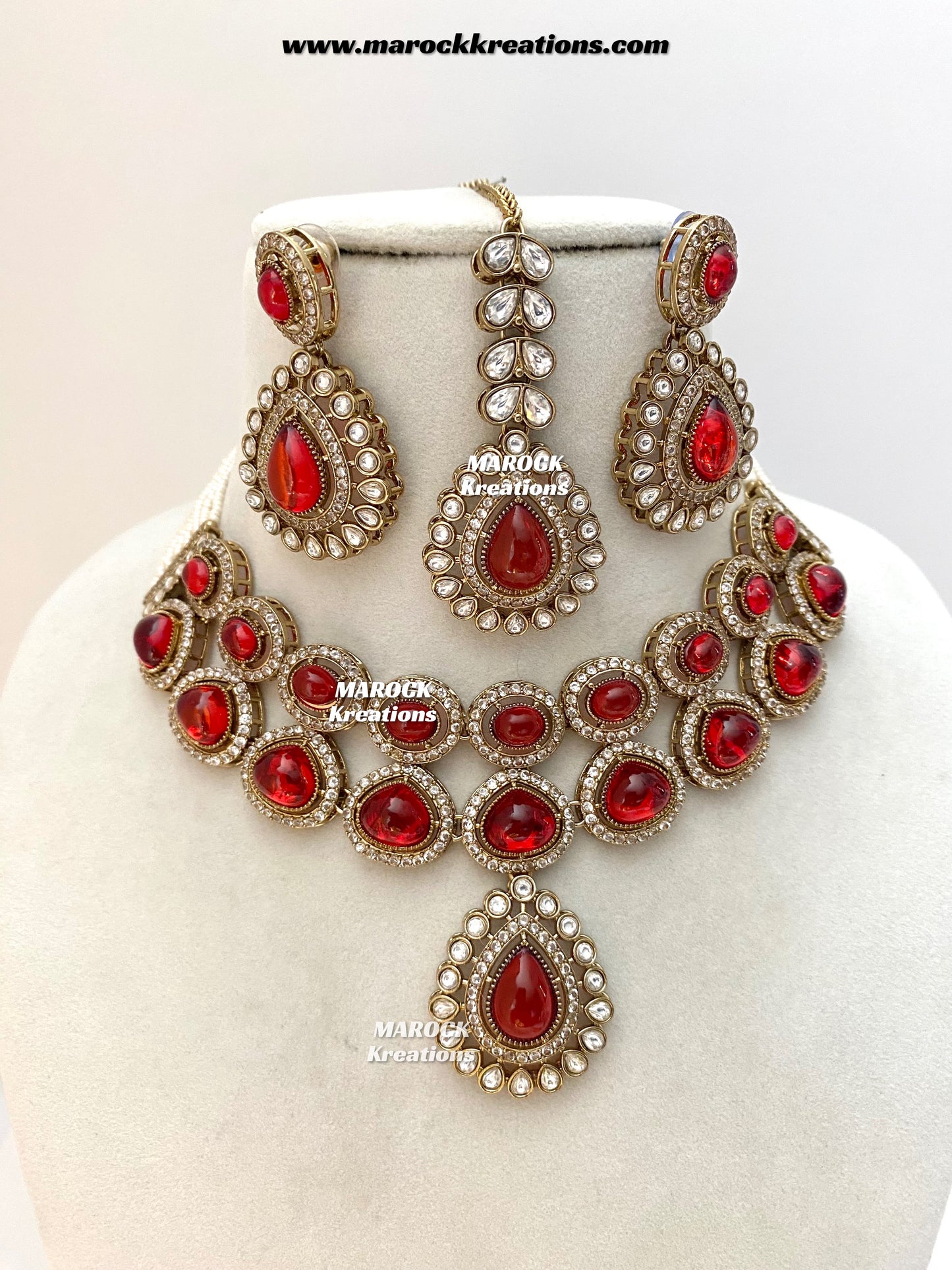 Zafina Premium Quality Moissanite Kundan Statement Choker/Necklace set
