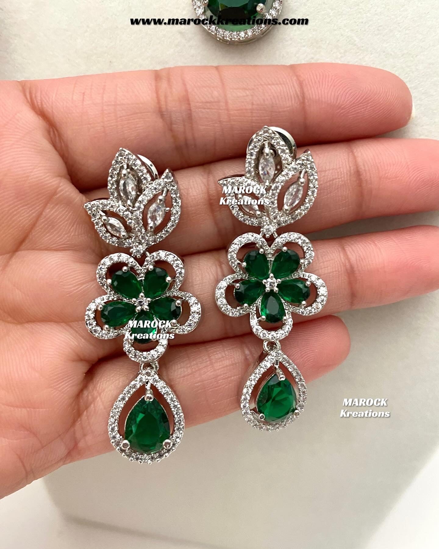 Sibani Silver American Diamond Necklace set