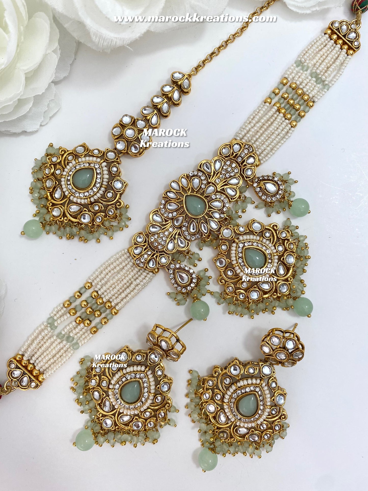 Mahima Premium Quality Kundan Choker set