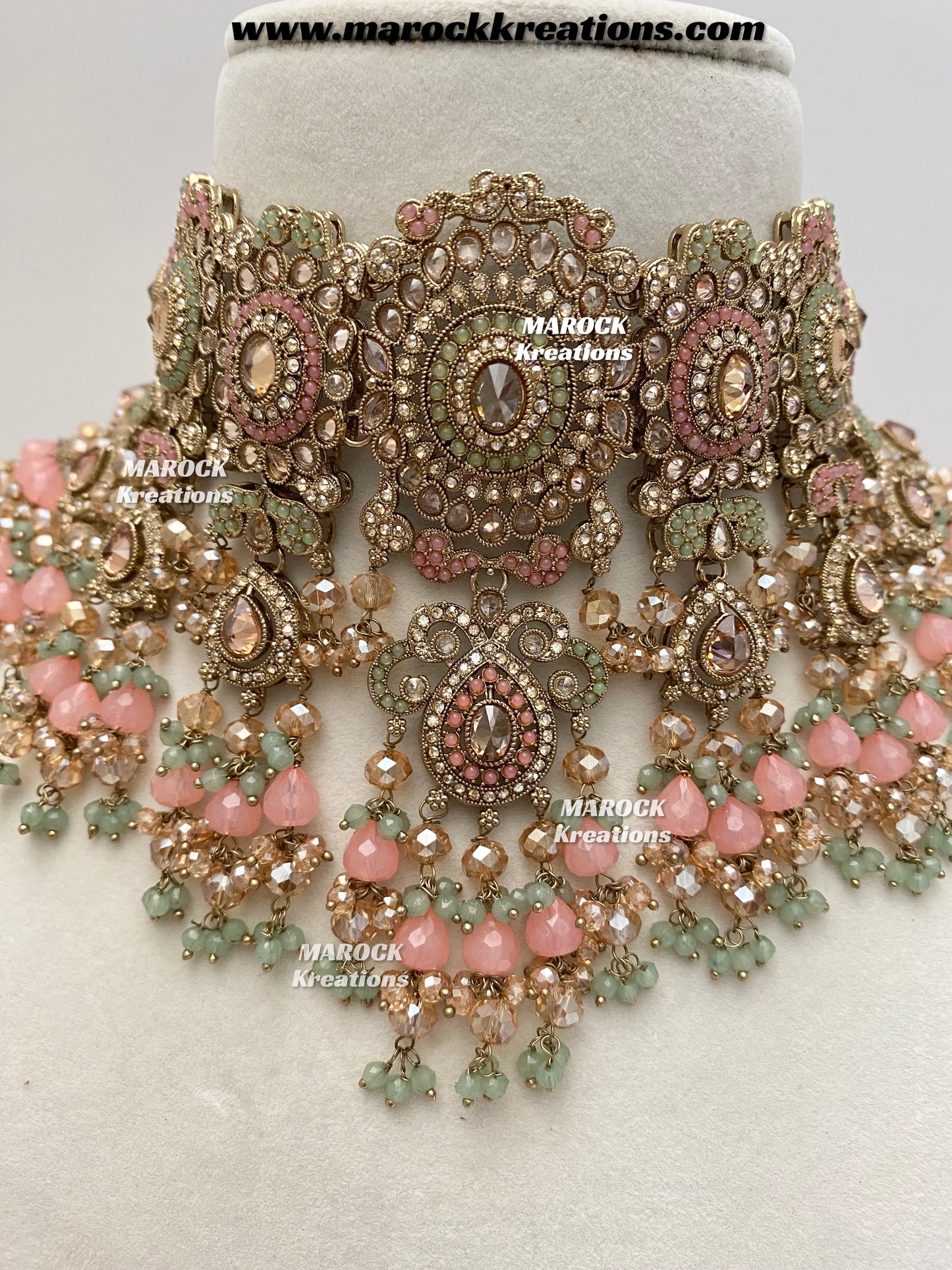 Nazmun Antique Gold Pakistani Polki choker/necklace set with Passa