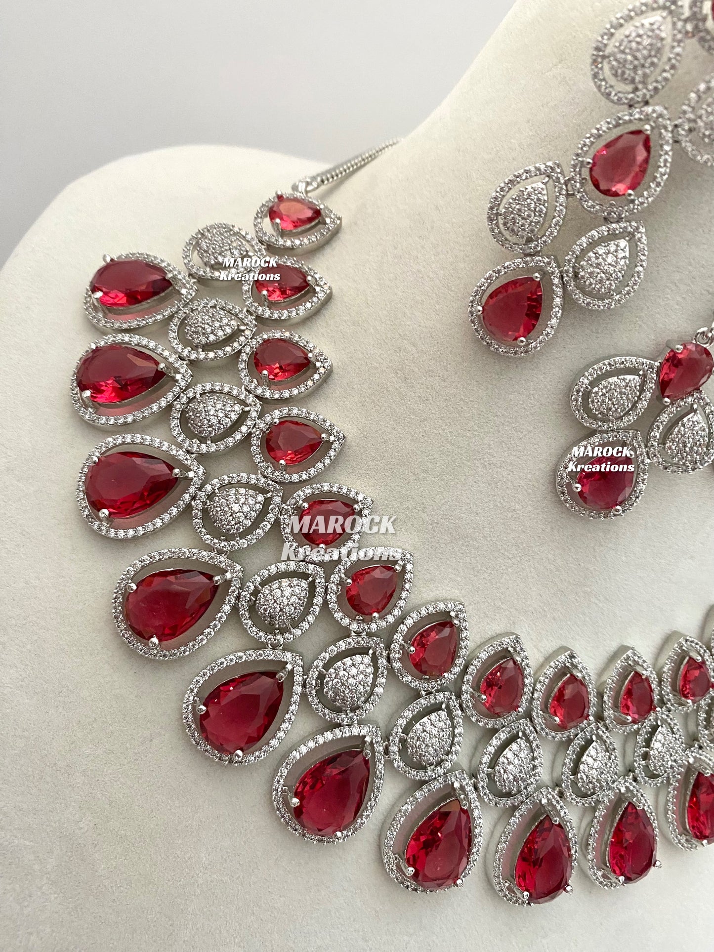 Laura Silver American Diamond Necklace set