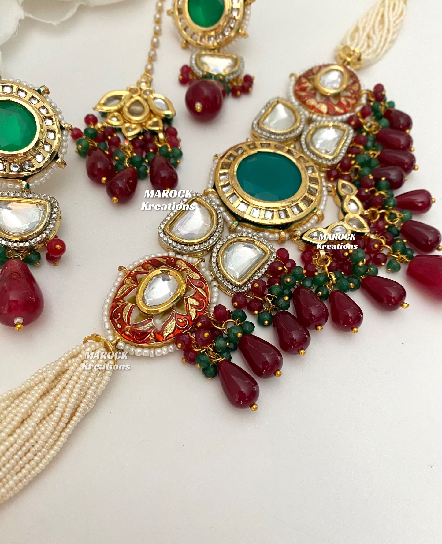 Nia Premium Quality uncut Kundan Meenakari Statement Choker set