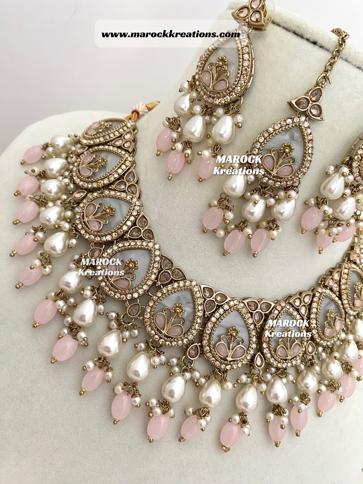 Antique Gold Polki Statement MOP Necklace set