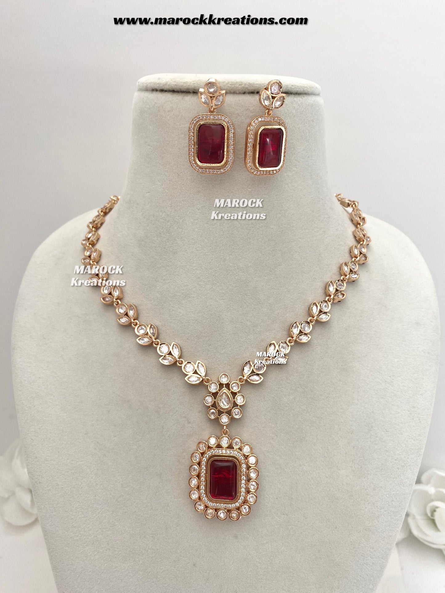 Nazmin Premium quality Tyani inspired (6 in 1) Kundan Necklace set comes with changeable stones
