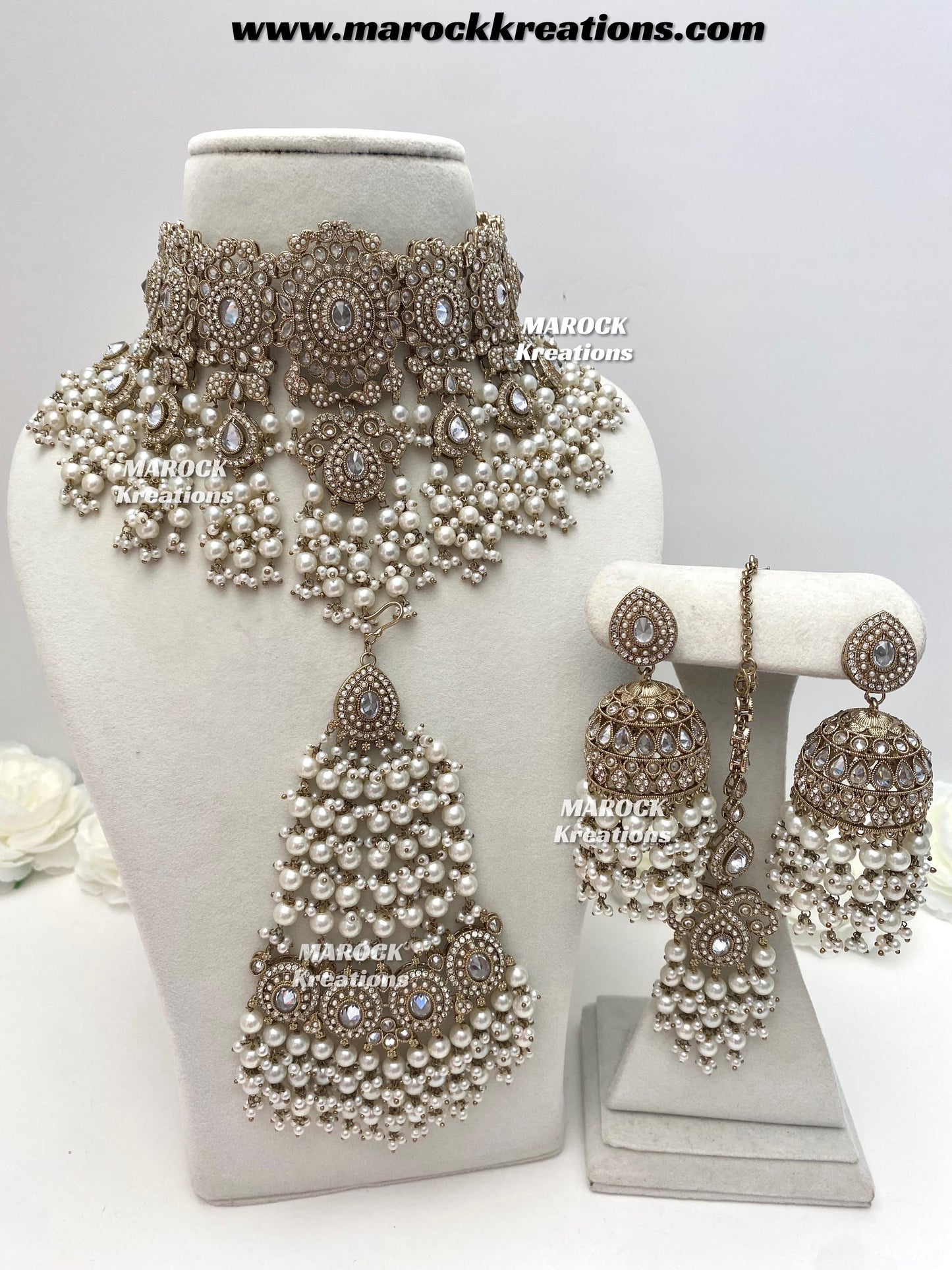 Nazmun Antique Gold Pakistani Polki choker/necklace set with Passa