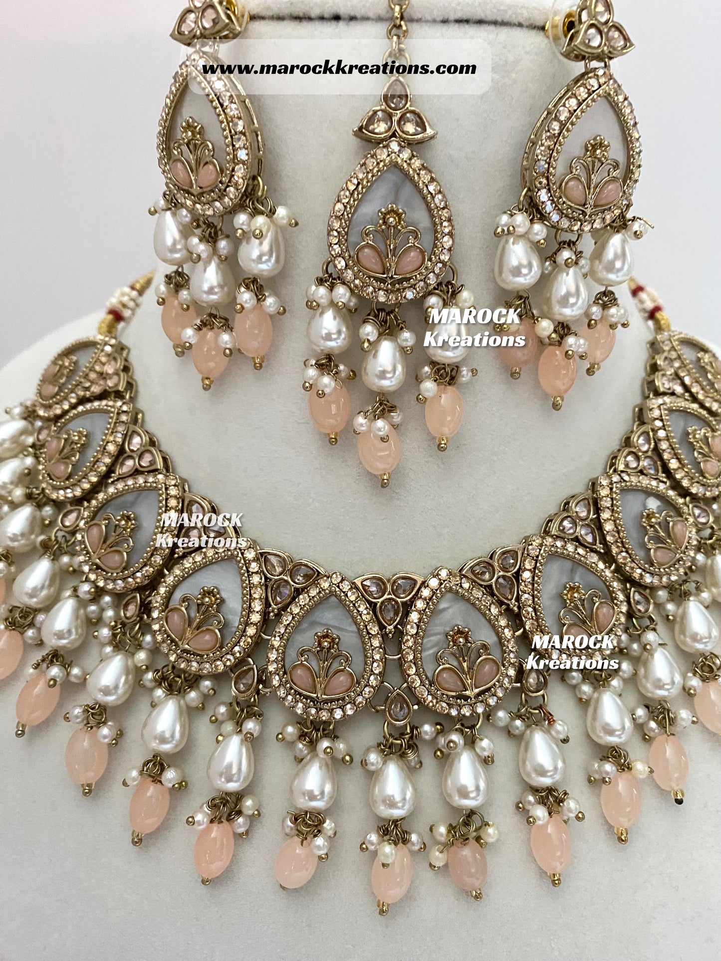 Antique Gold Polki Statement MOP Necklace set