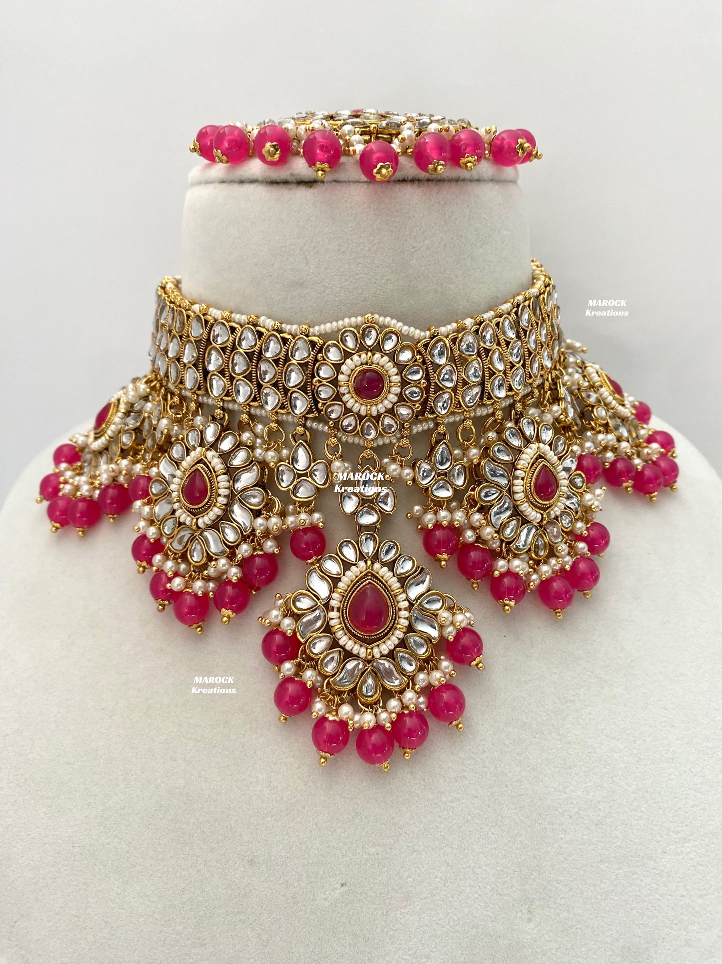 Bhavika Premium Quality Kundan choker/Necklace set