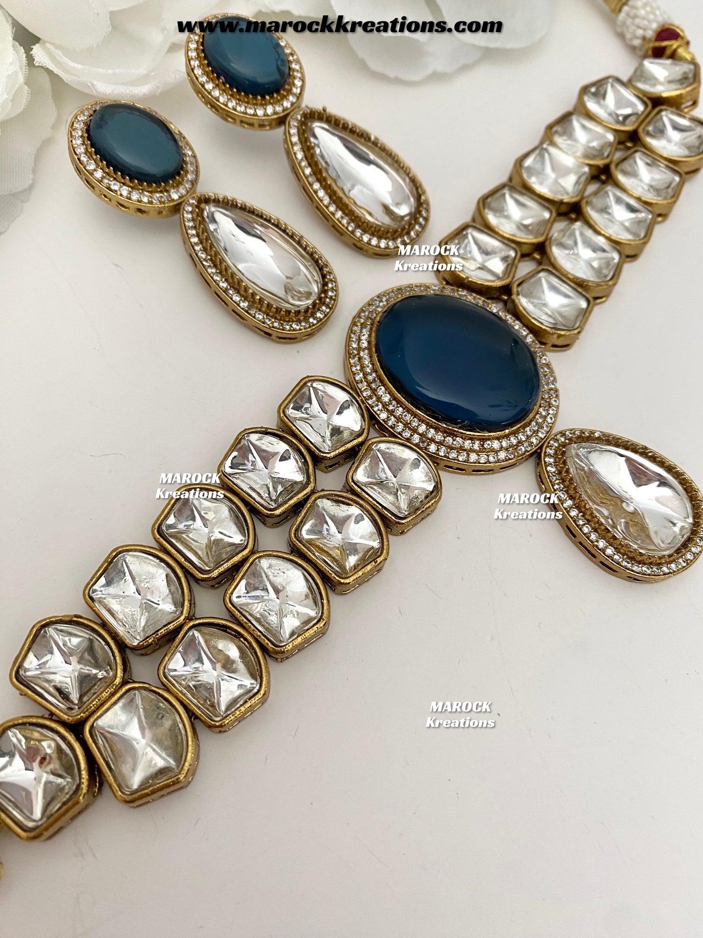 Luxna Premium Quality Kundan Statement Choker set