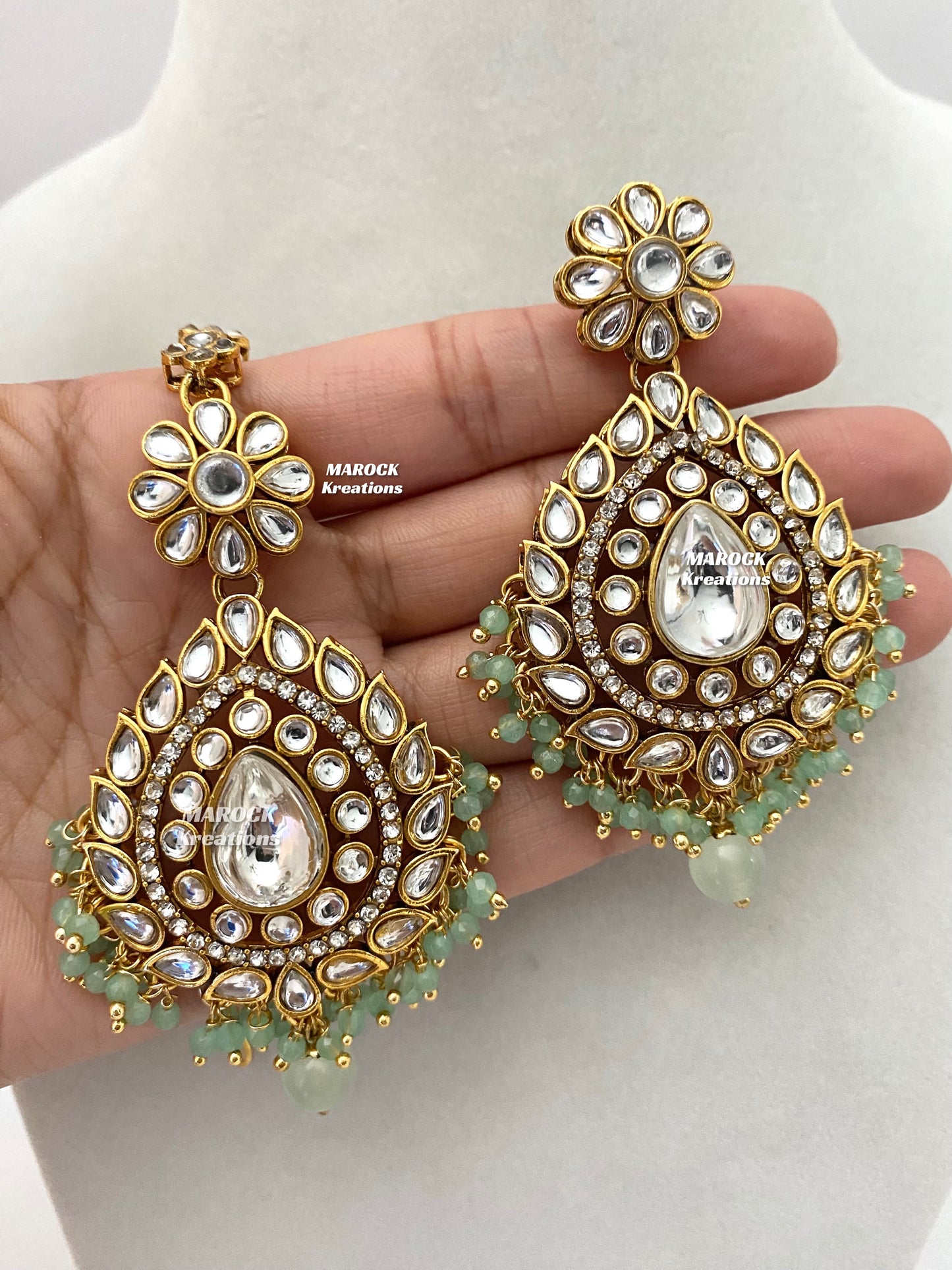 Rahila Premium quality Kundan Statement Choker/Necklace Set