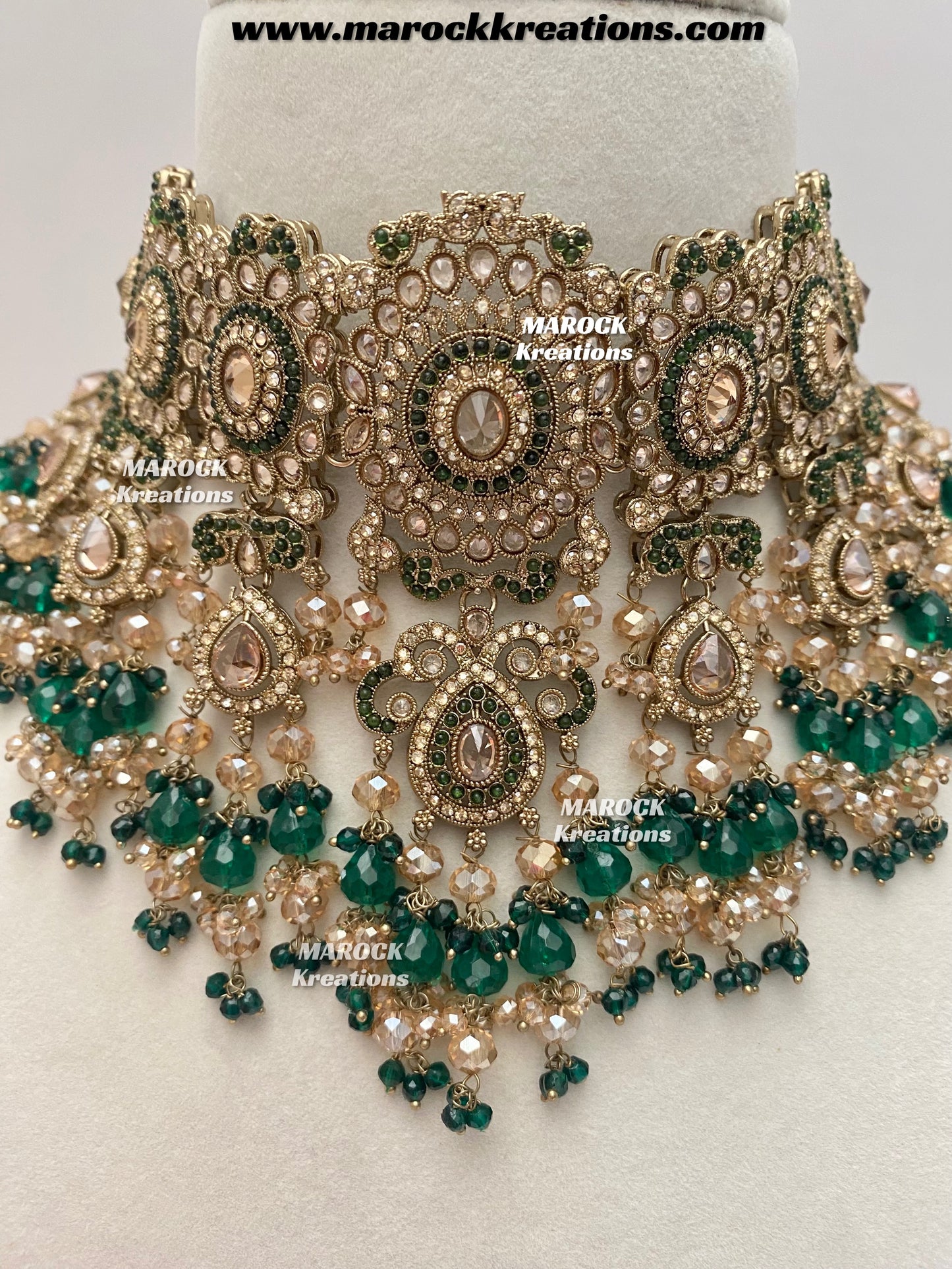 Nazmun Antique Gold Pakistani Polki choker/necklace set with Passa