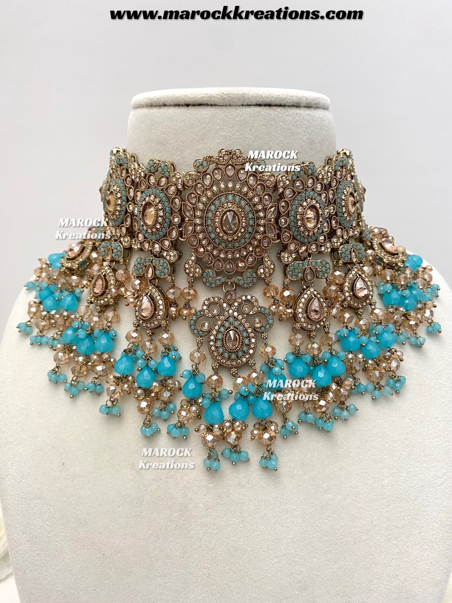Nazmun Antique Gold Pakistani Polki choker/necklace set with Passa