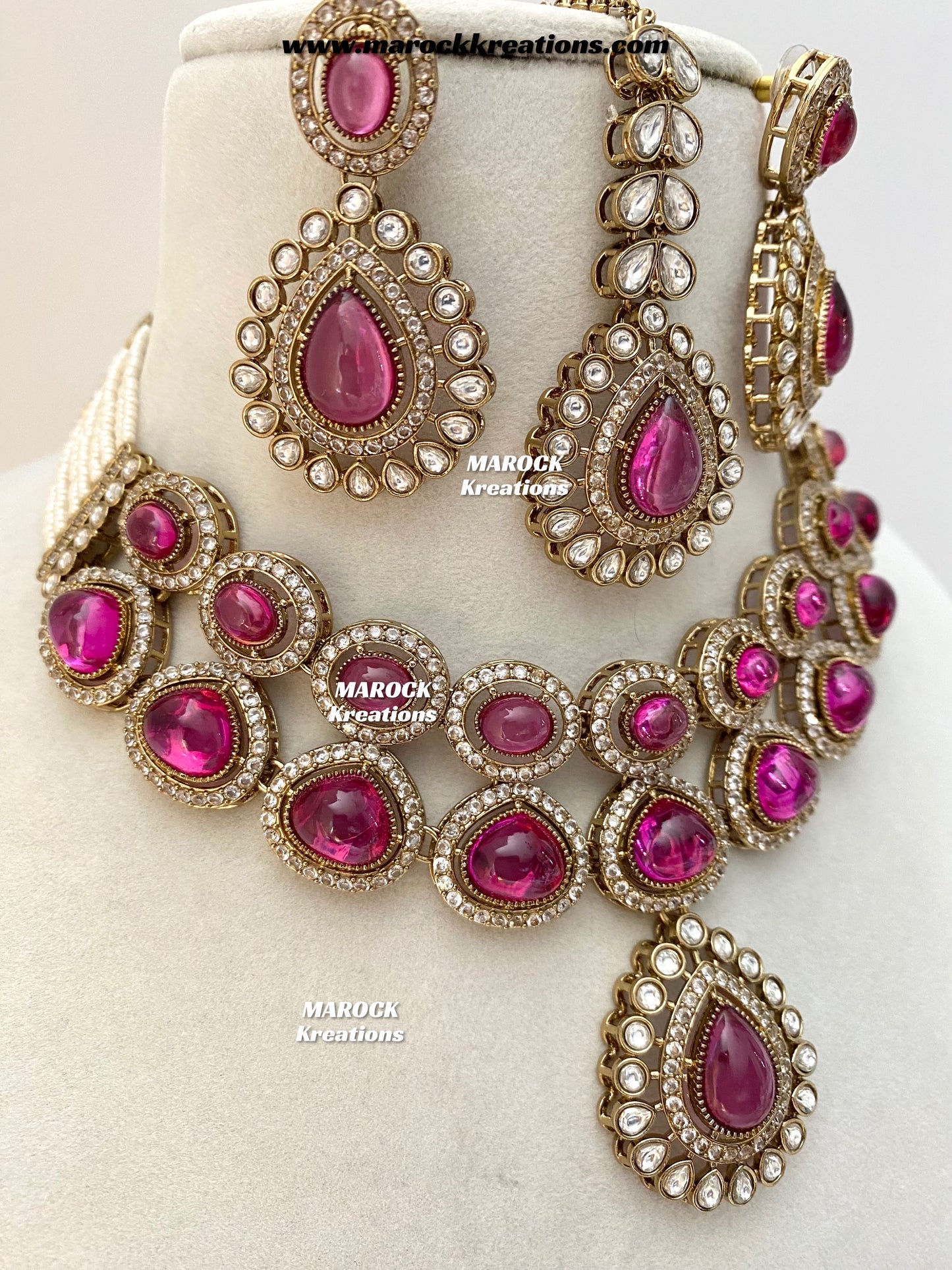 Zafina Premium Quality Moissanite Kundan Statement Choker/Necklace set
