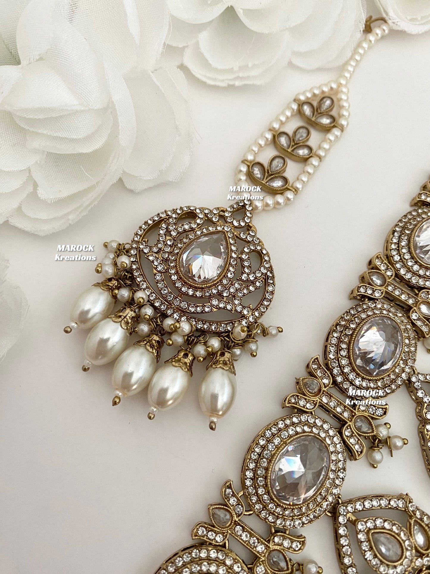 Yumna Polki statement Choker/Necklace set
