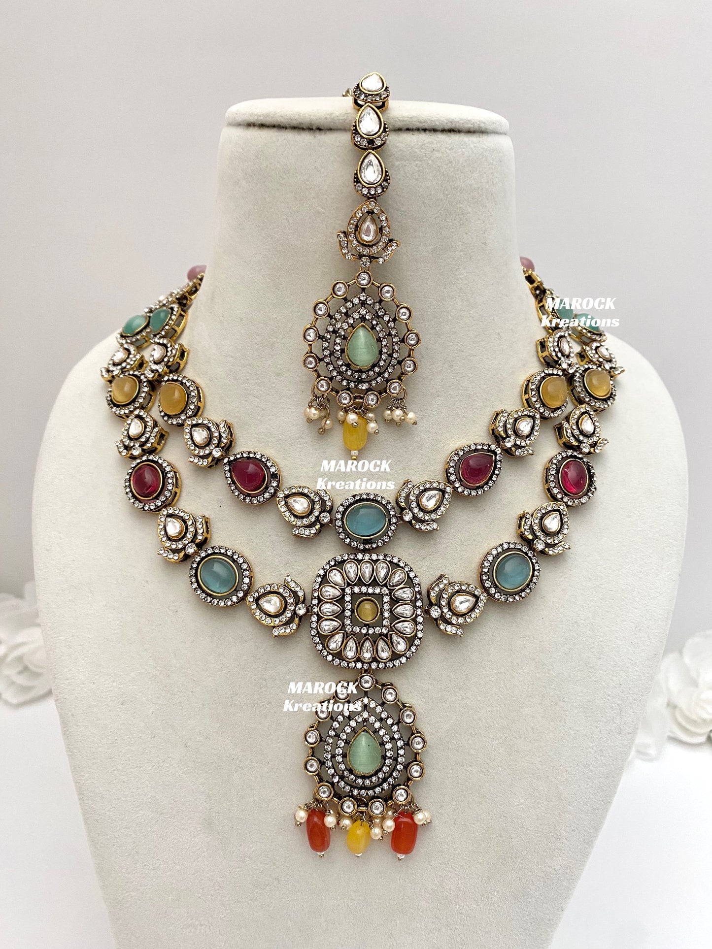 Hanali Victorian Kundan Statement Necklace set