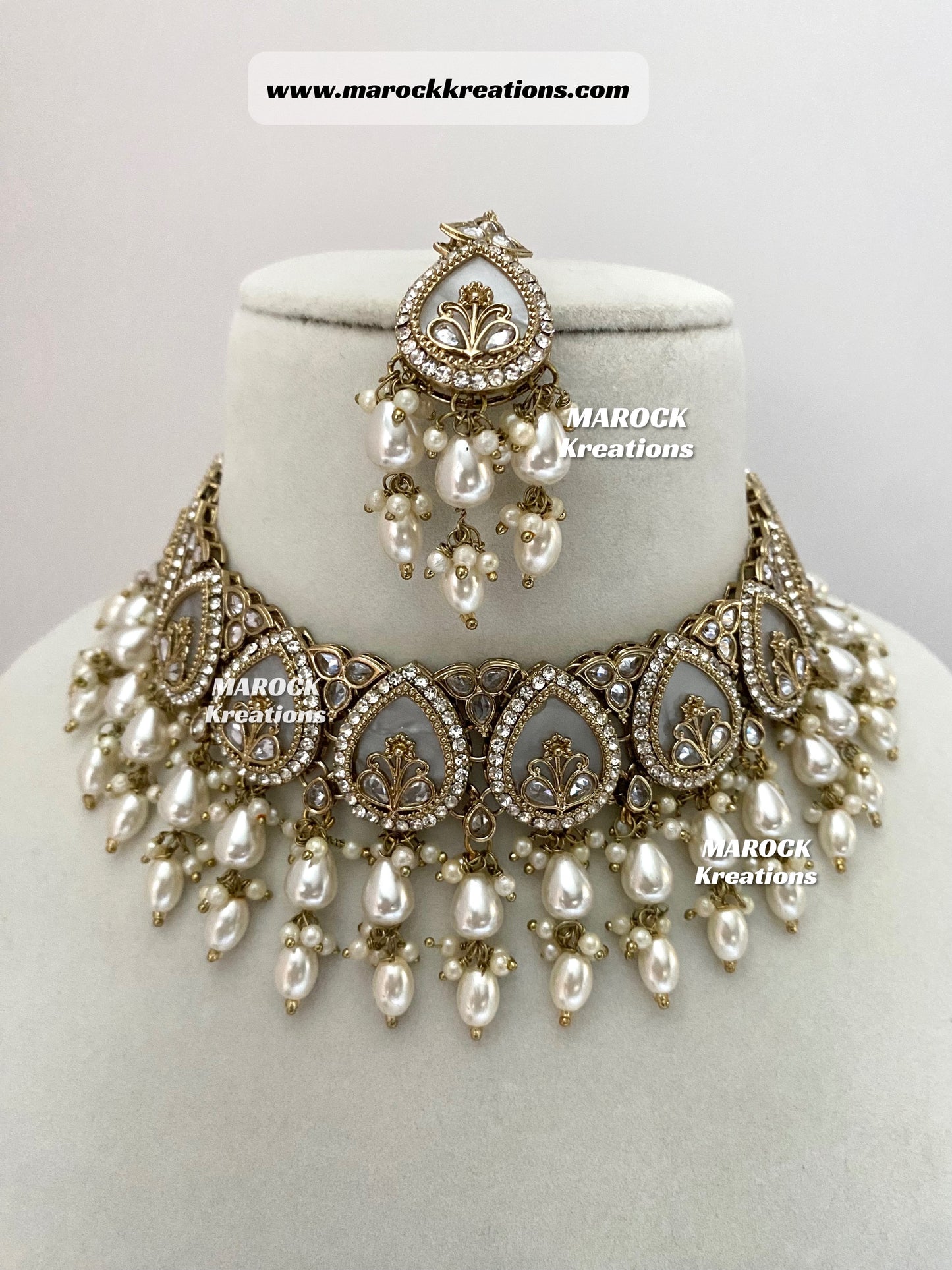 Antique Gold Polki Statement MOP Necklace set