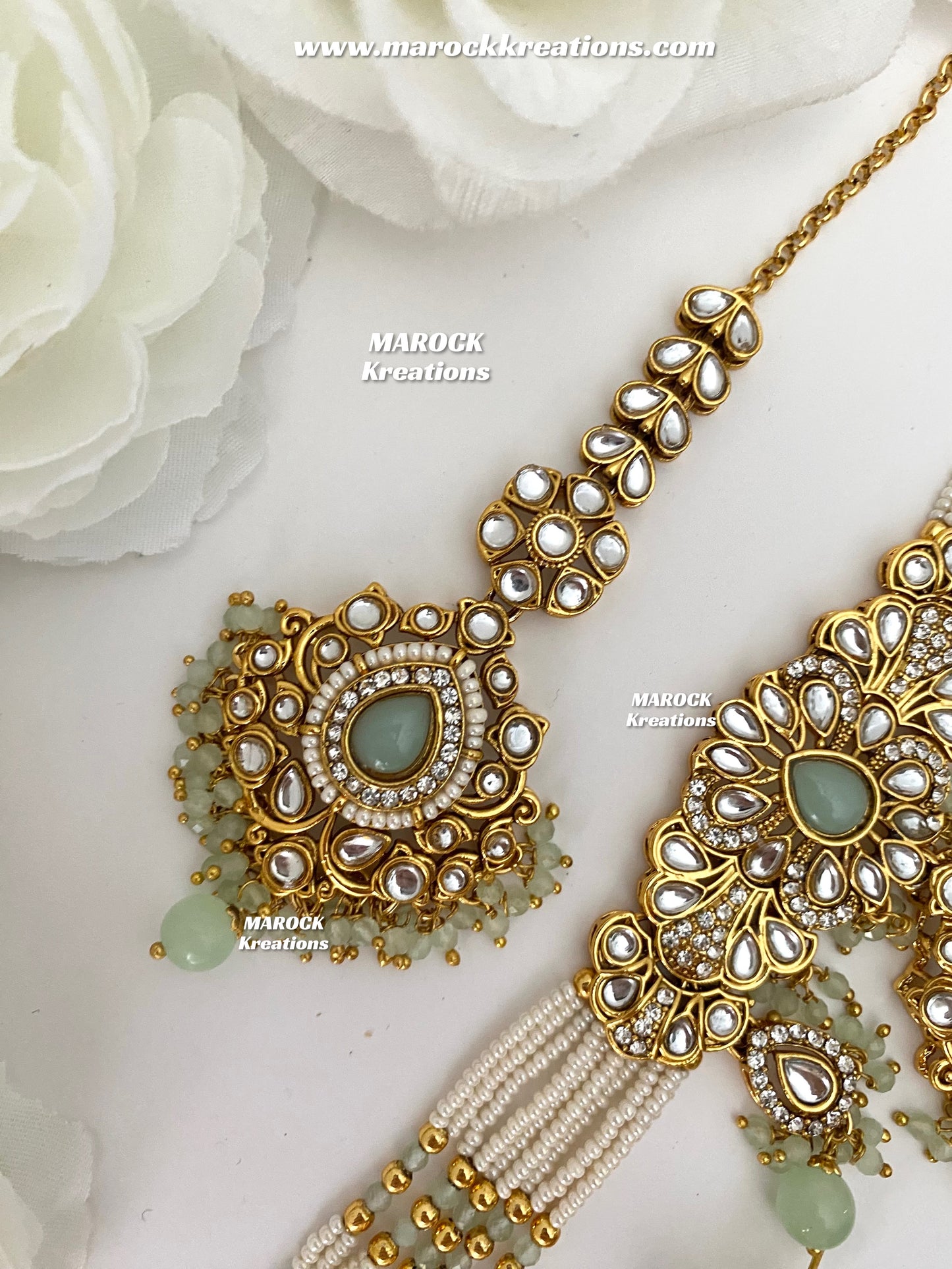 Mahima Premium Quality Kundan Choker set