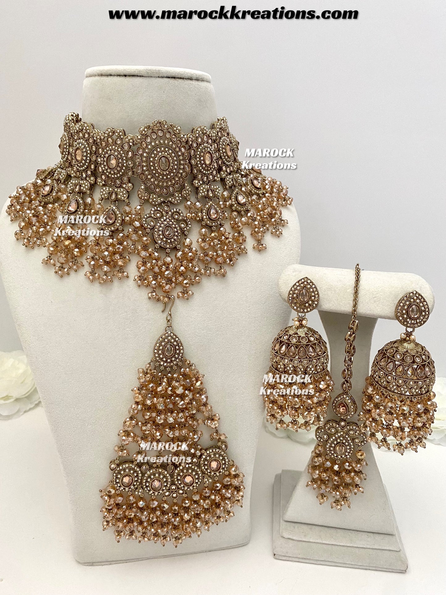 Nazmun Antique Gold Pakistani Polki choker/necklace set with Passa