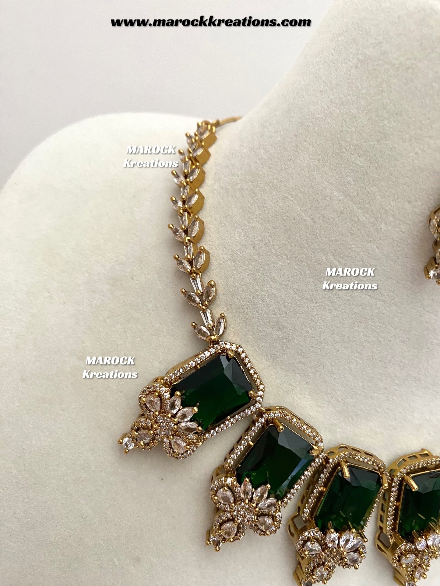 Vikita Antique Gold American diamond Statement Necklace set