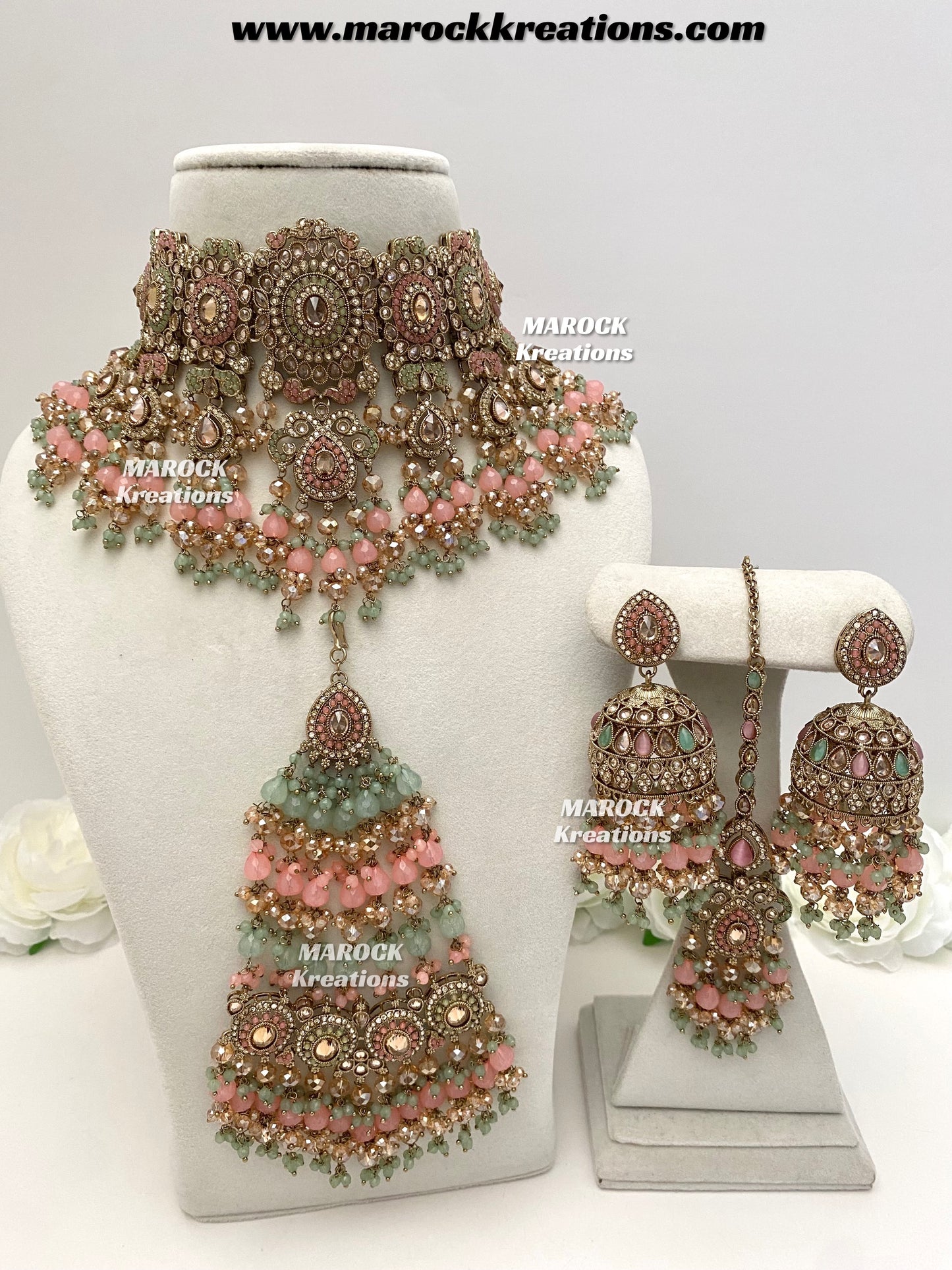 Nazmun Antique Gold Pakistani Polki choker/necklace set with Passa