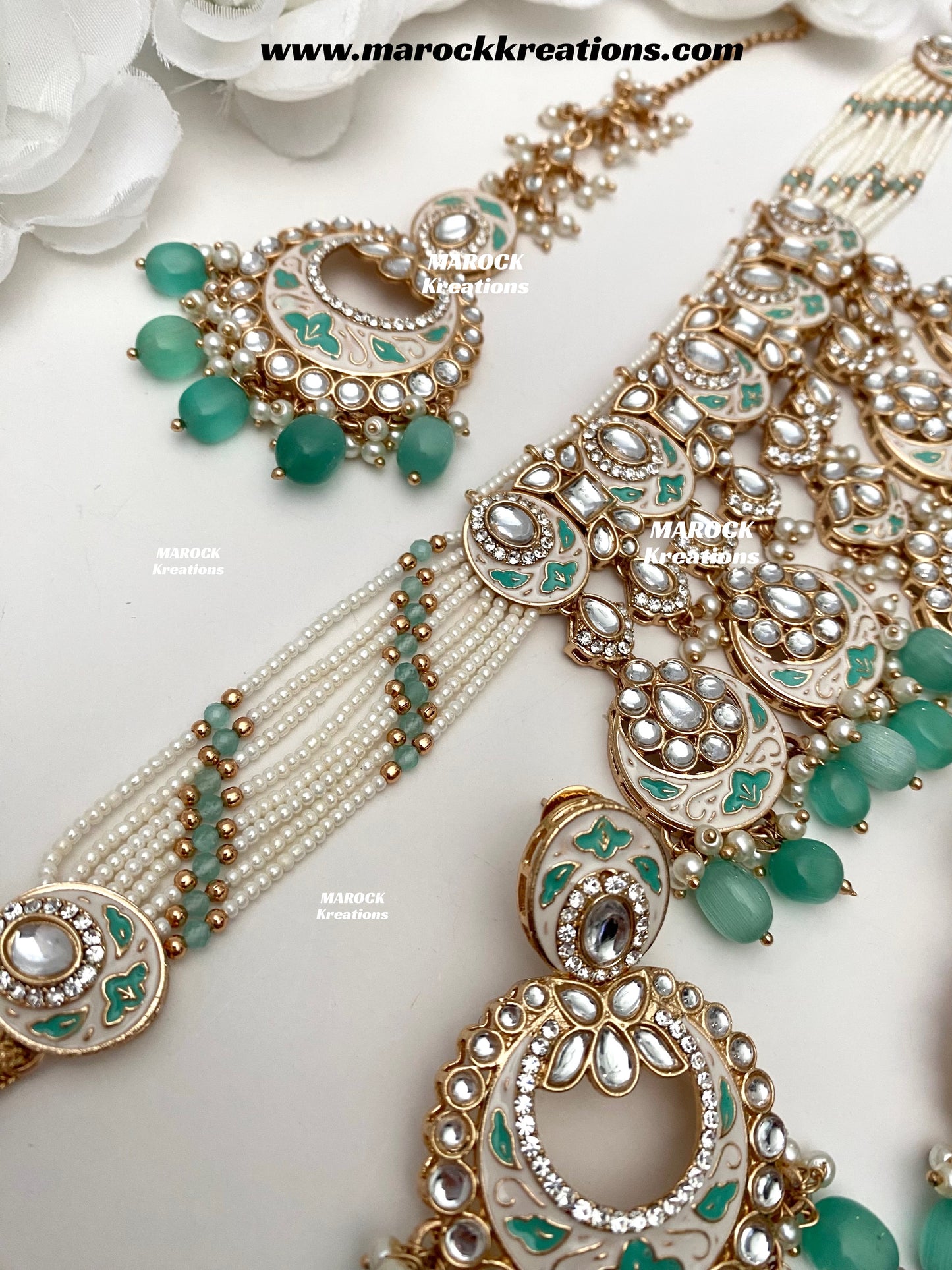 Nirvi Premium Quality Rose Gold Kundan Meenakari Choker/Necklace set