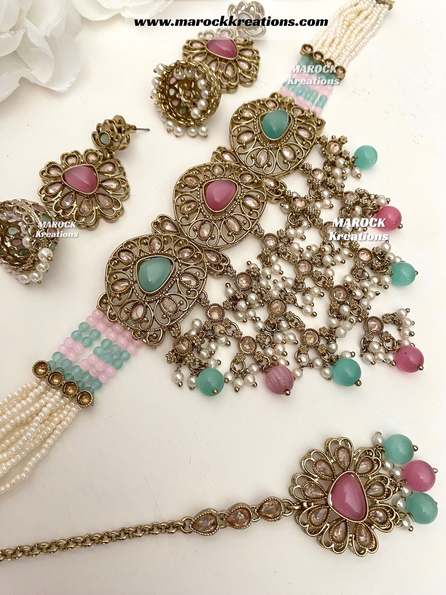 Amaira Antique Gold Polki choker set