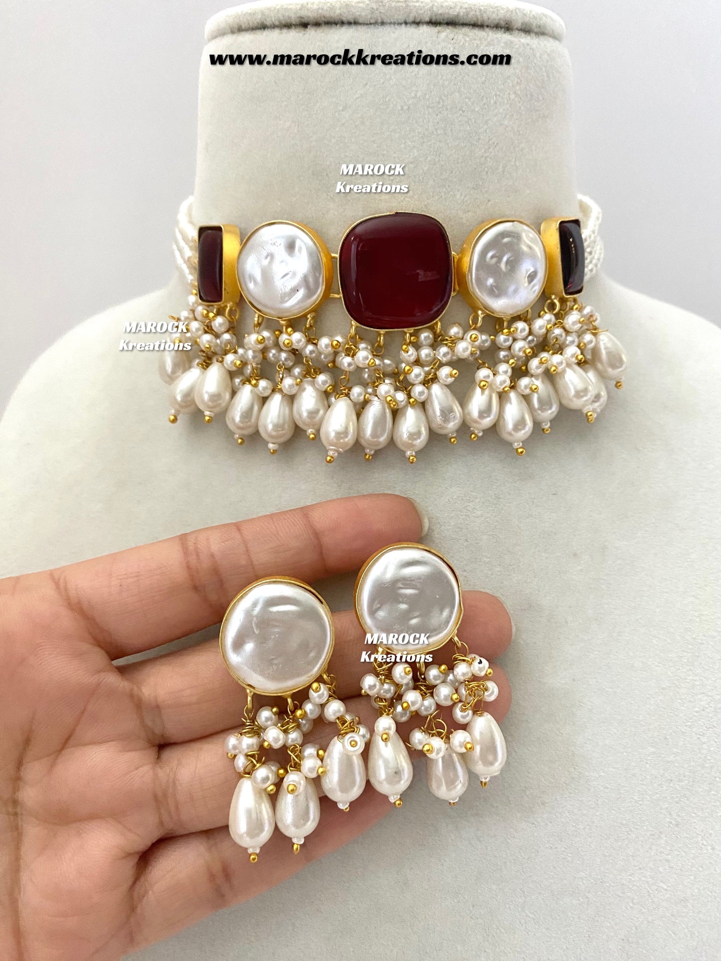 Adviti Mother of pearls Statement choker set