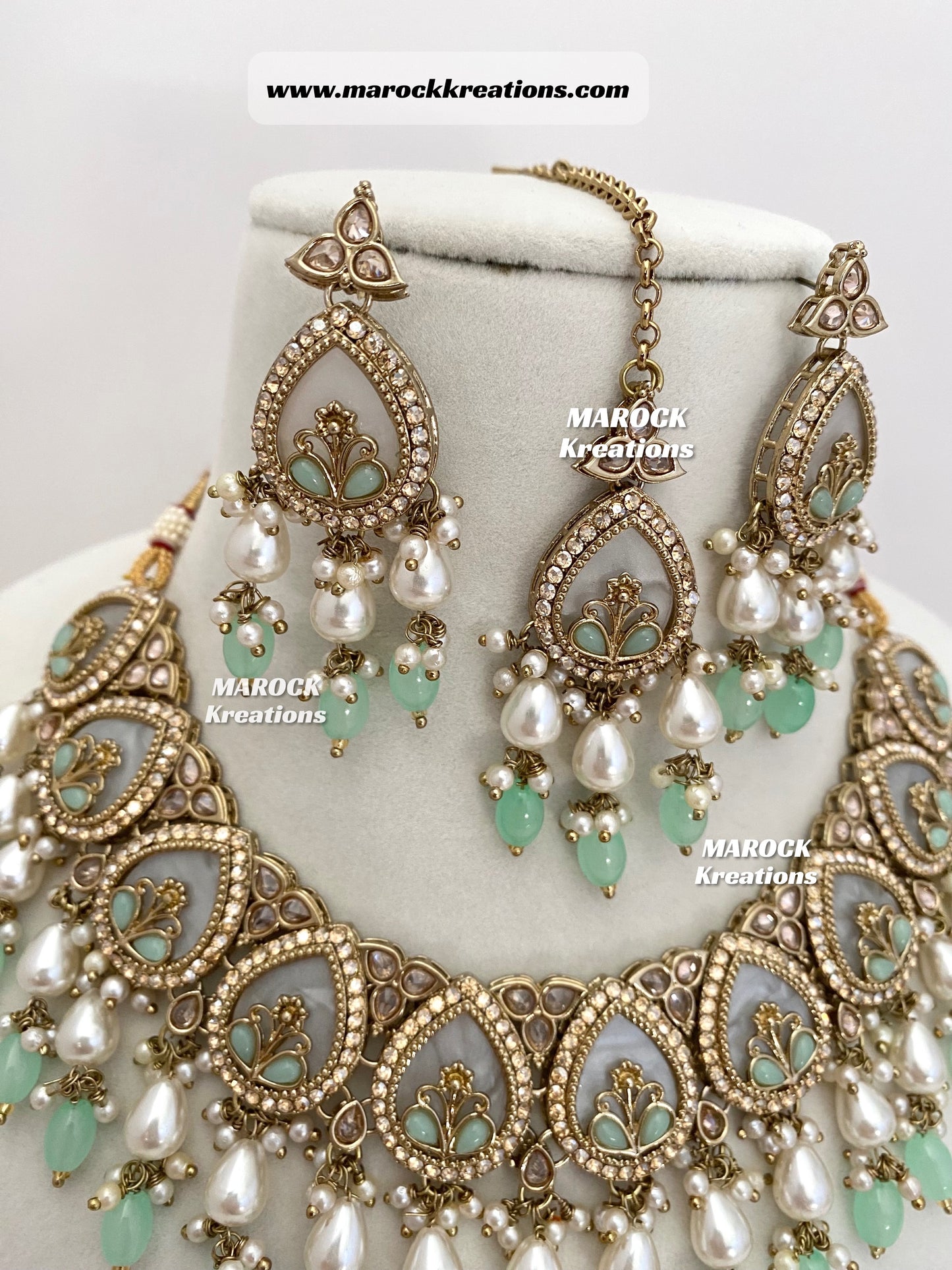 Antique Gold Polki Statement MOP Necklace set