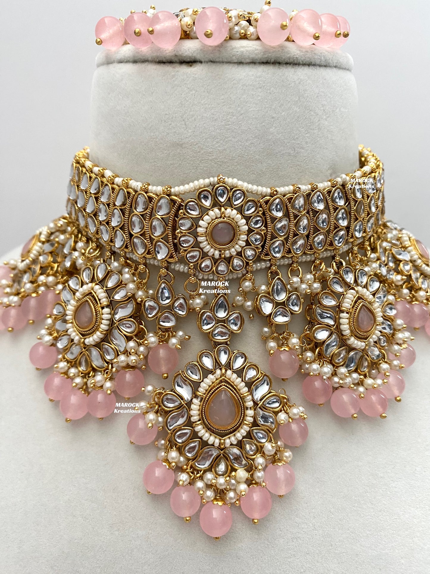 Bhavika Premium Quality Kundan choker/Necklace set