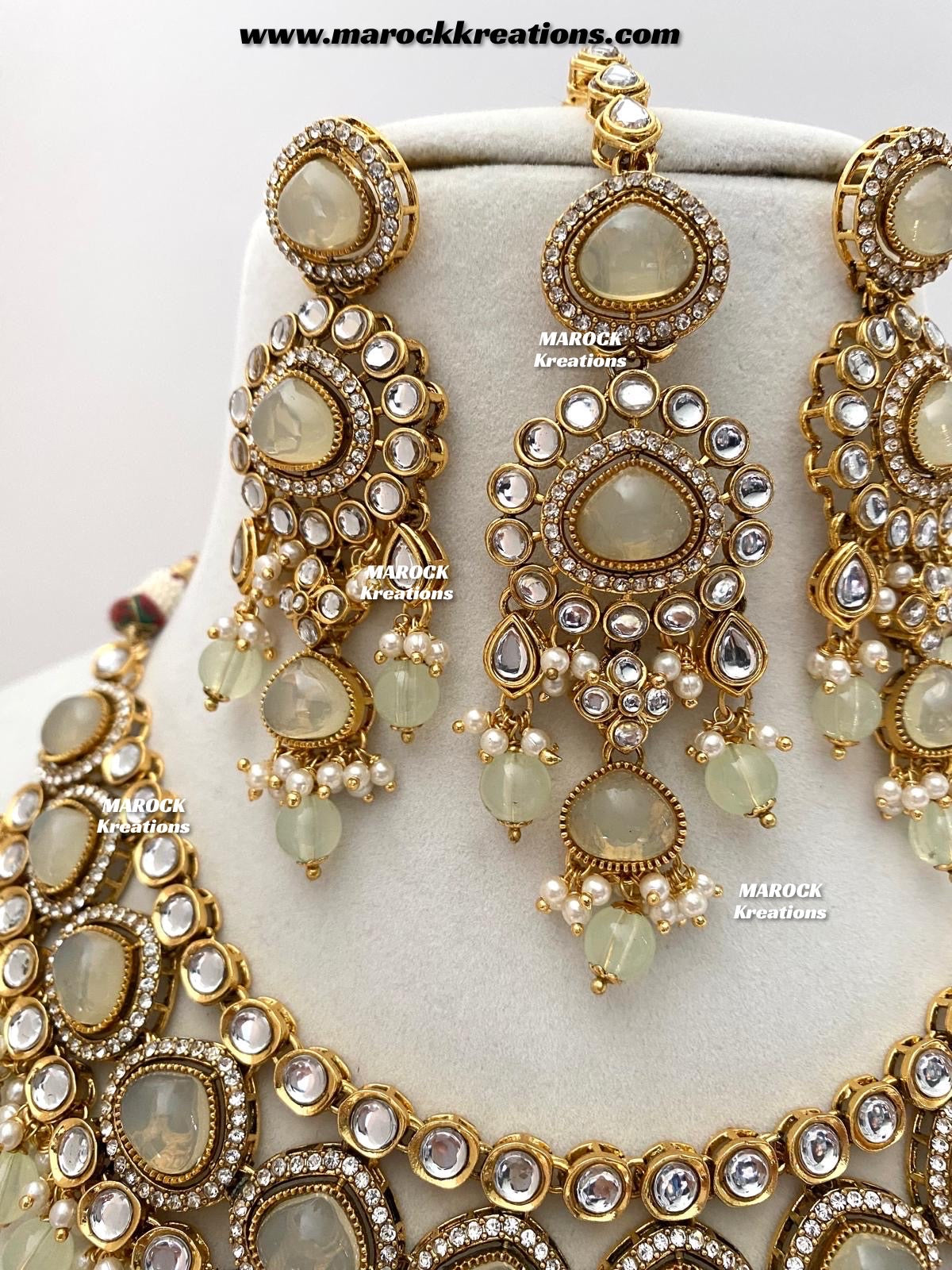 Harsha Premium Quality Kundan and Monalisa stone Statement Necklace set