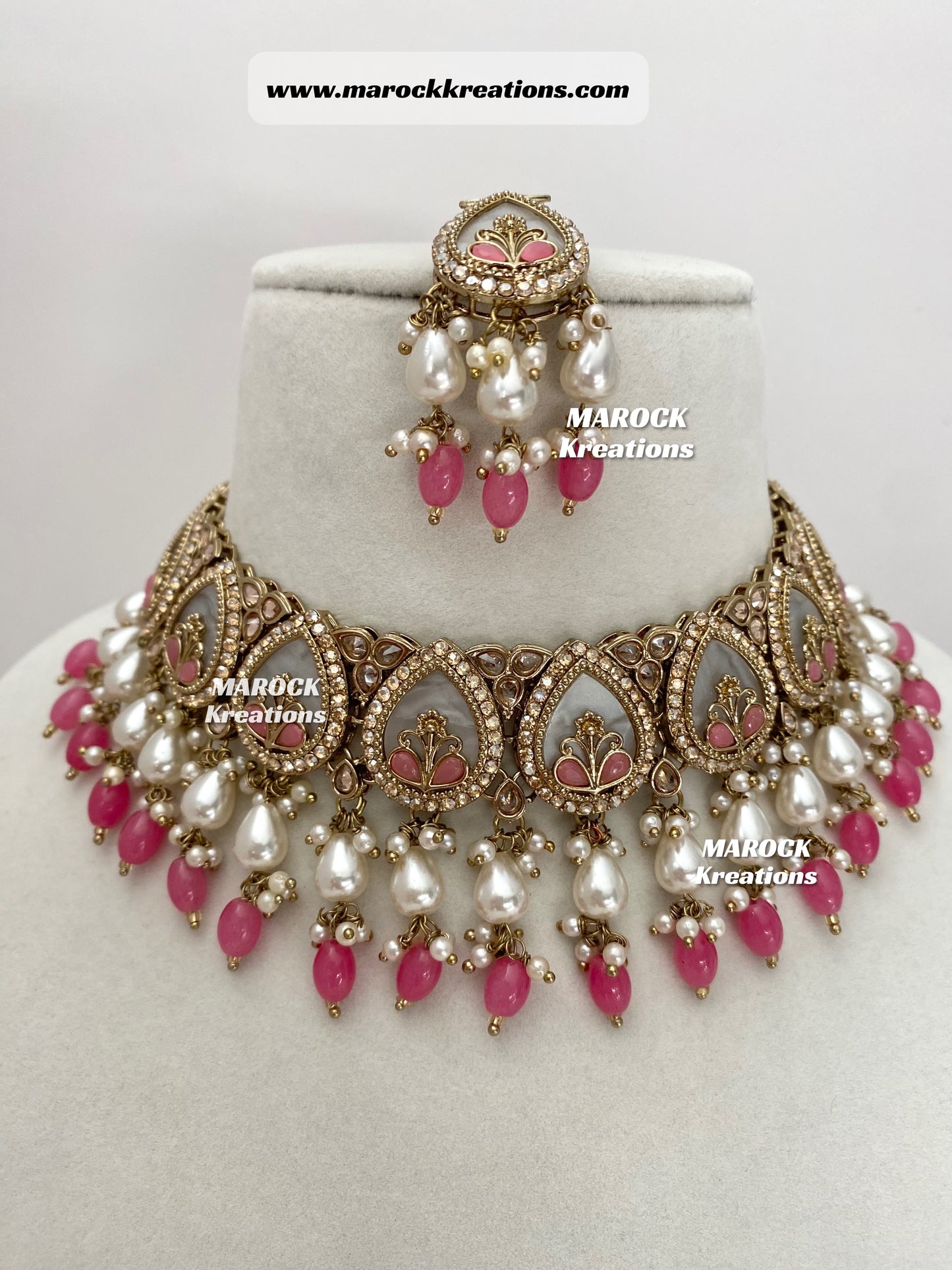 Antique Gold Polki Statement MOP Necklace set