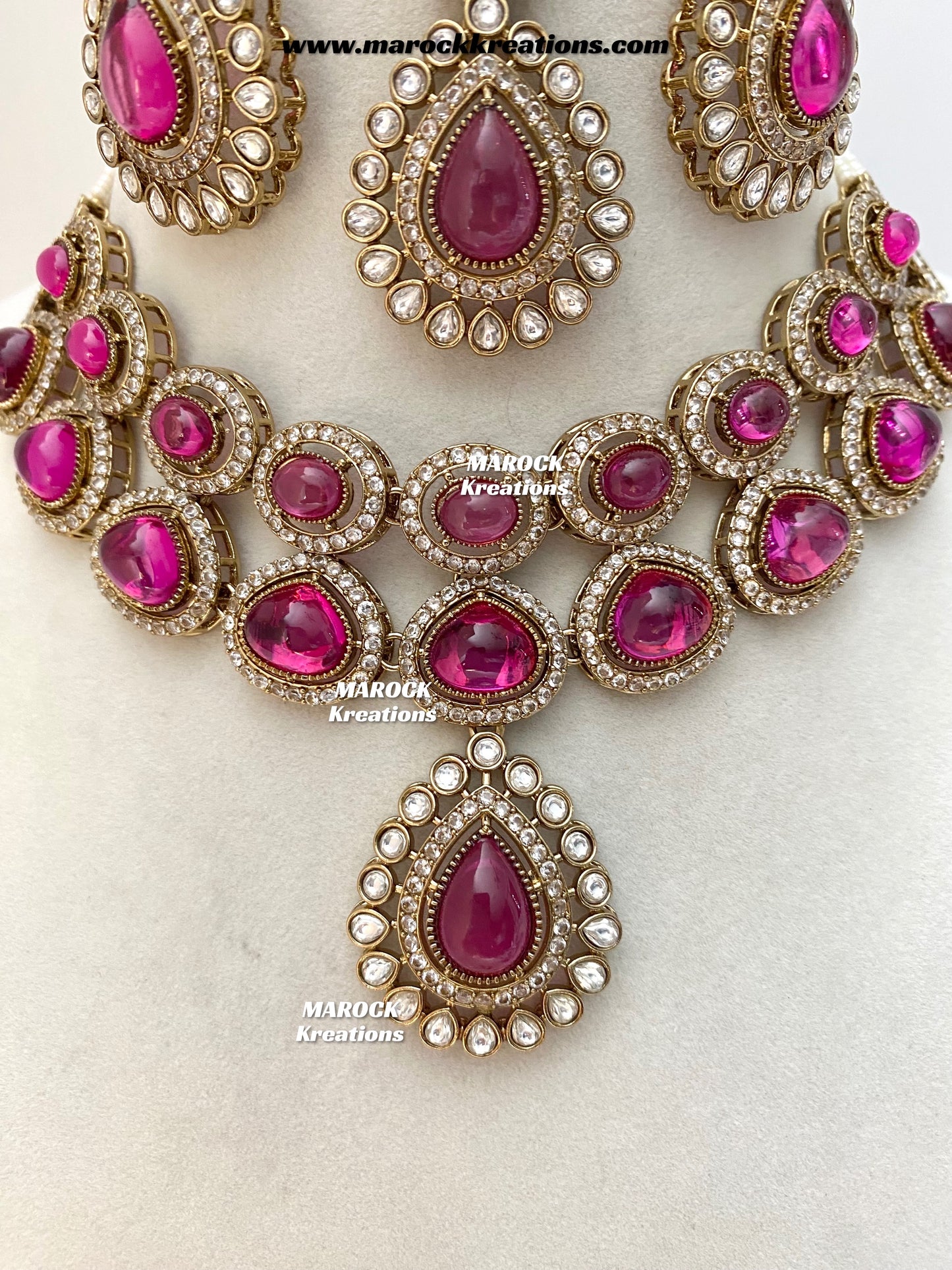 Zafina Premium Quality Moissanite Kundan Statement Choker/Necklace set