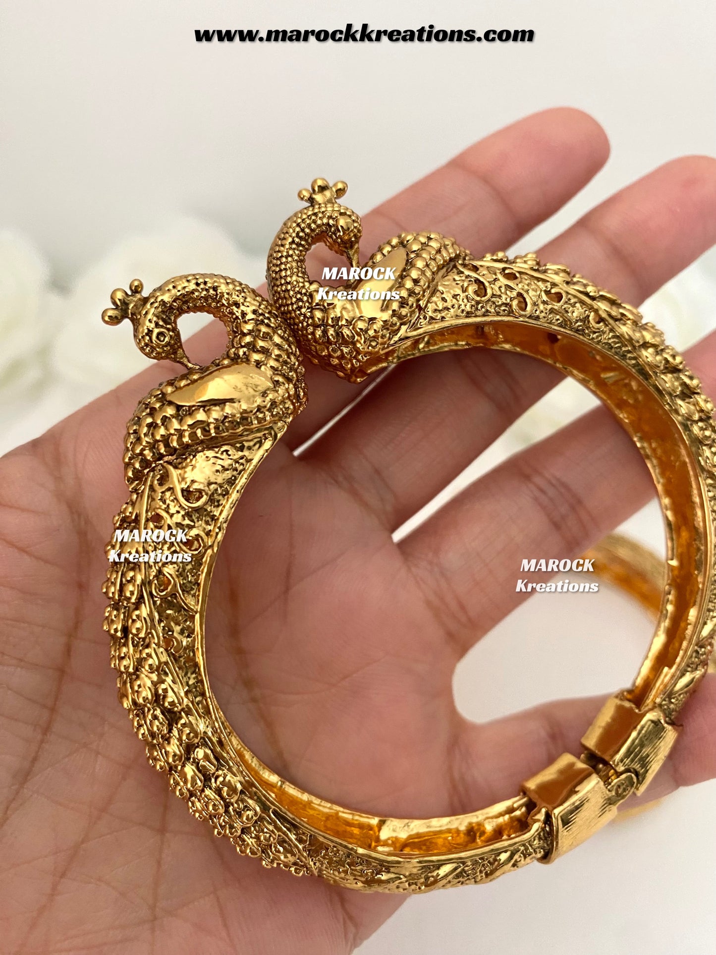 Gini Premium Quality Gold plated peacock crafted openable Rajwadi statement Bracelet