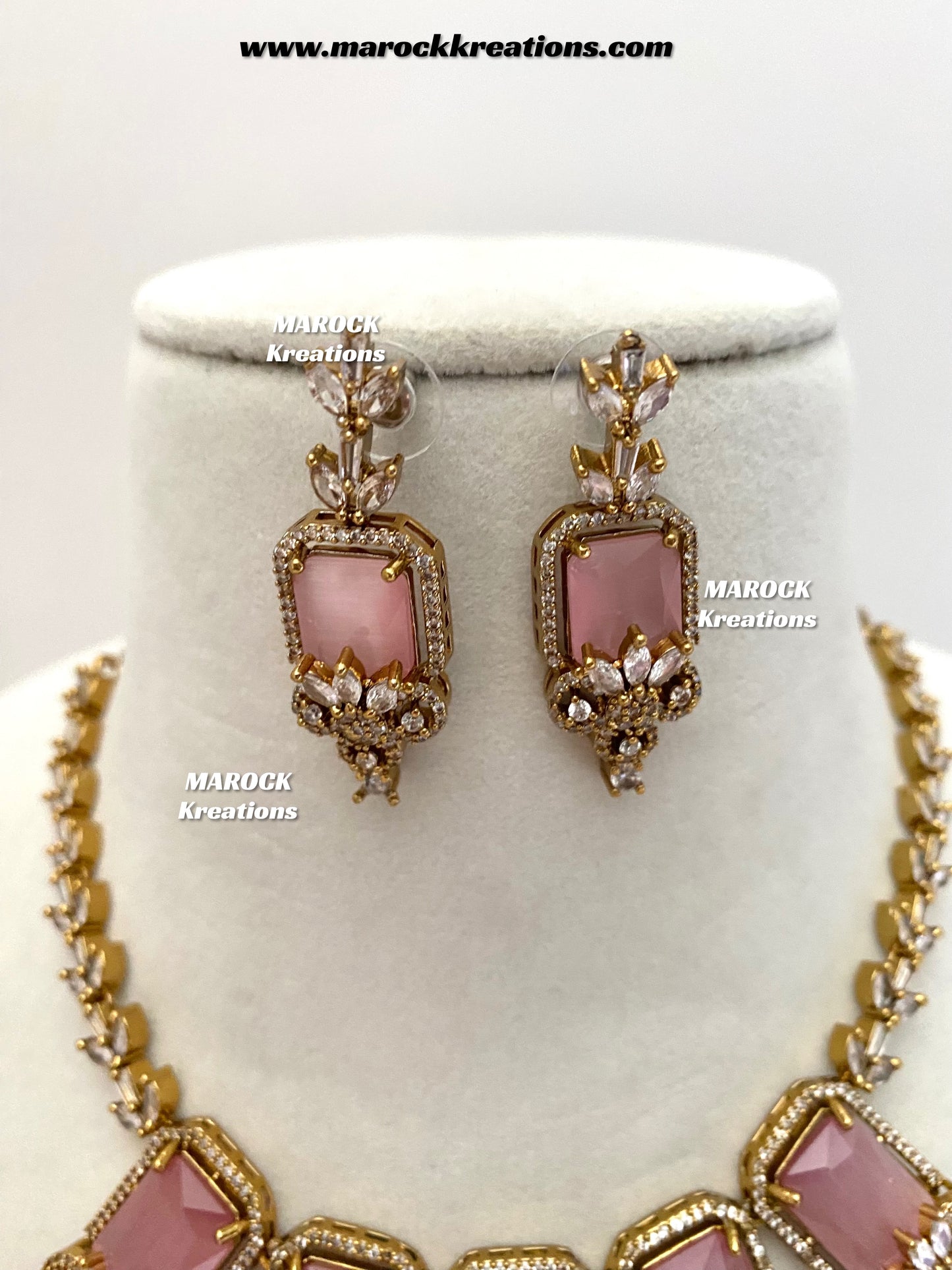 Vikita Antique Gold American diamond Statement Necklace set