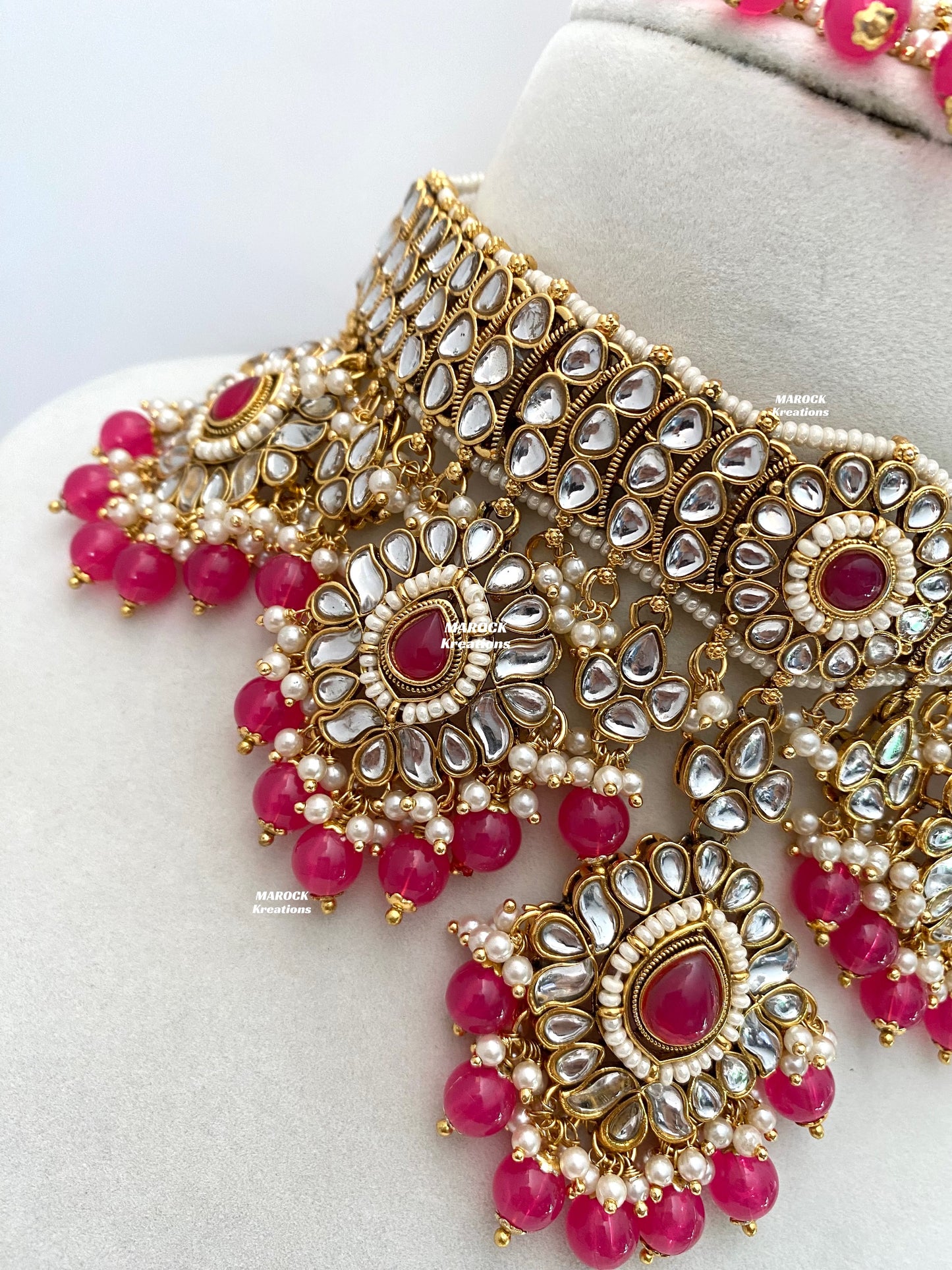 Bhavika Premium Quality Kundan choker/Necklace set