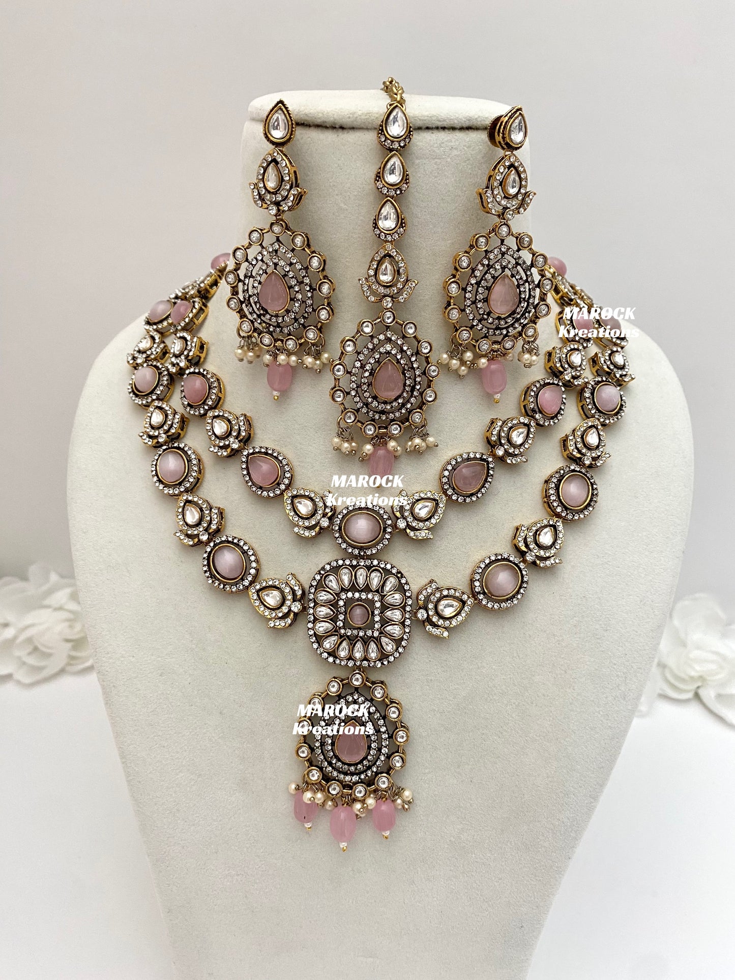 Hanali Victorian Kundan Statement Necklace set
