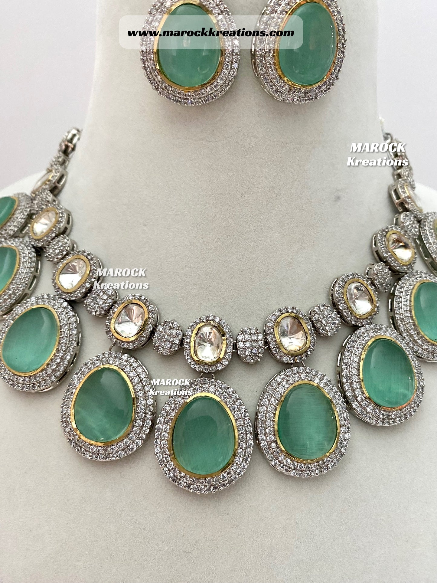 Premium Quality uncut Kundan exclusive Necklace set
