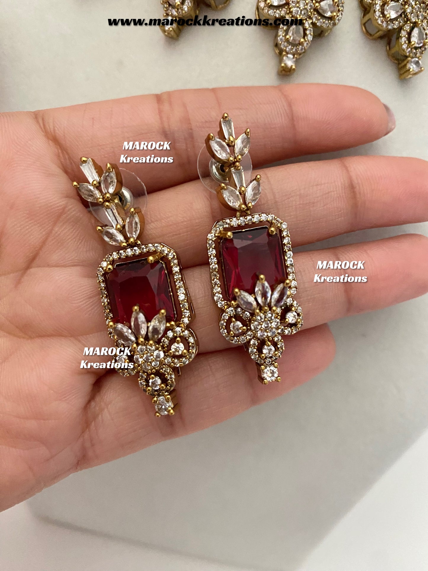 Vikita Antique Gold American diamond Statement Necklace set