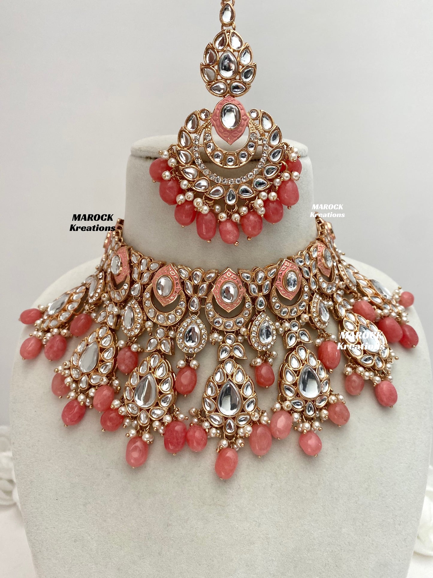 Kaniz Premium Quality Rose Gold Kundan Meenakari Choker/Necklace set