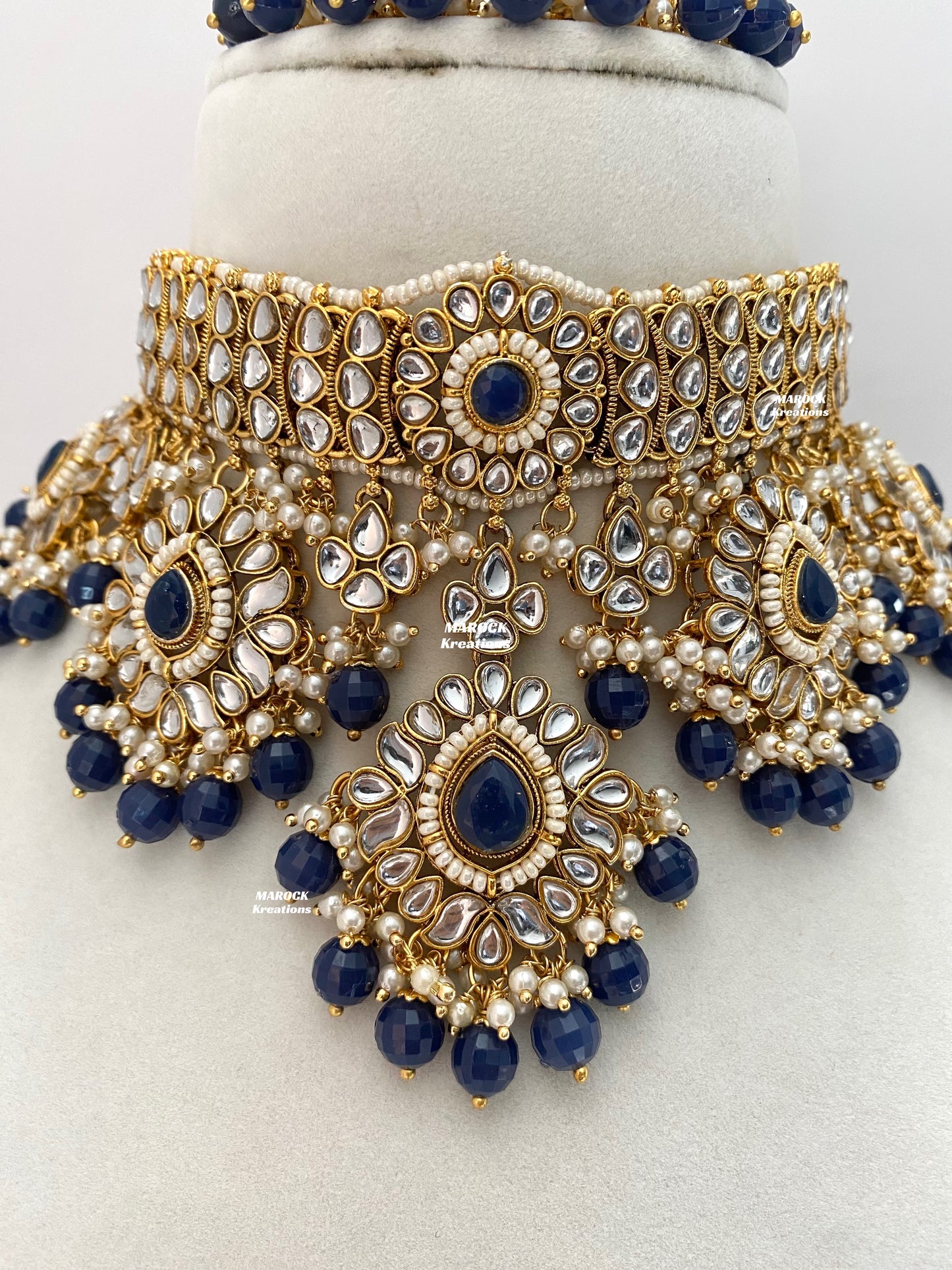 Bhavika Premium Quality Kundan choker/Necklace set