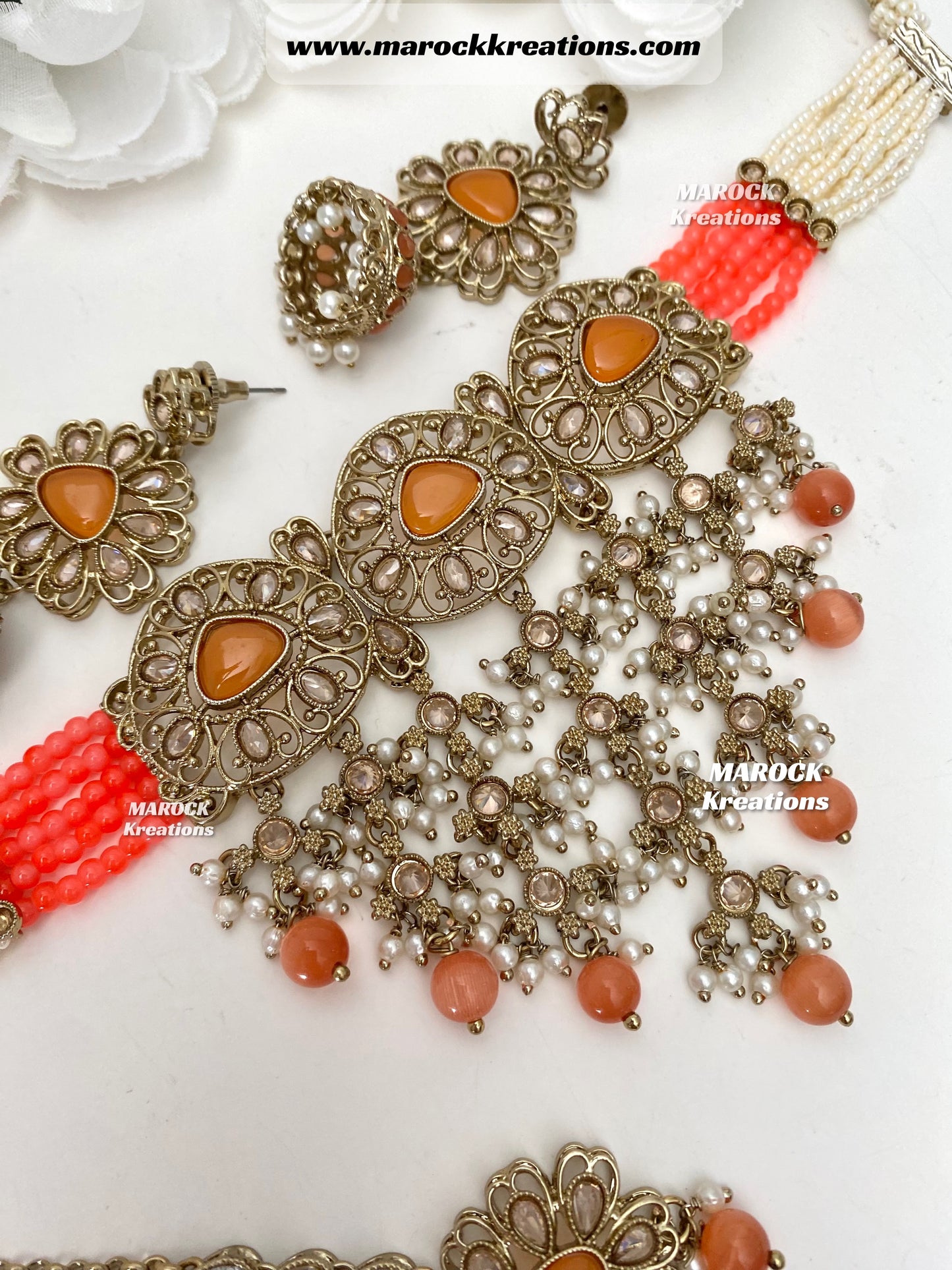 Amaira Antique Gold Polki choker set