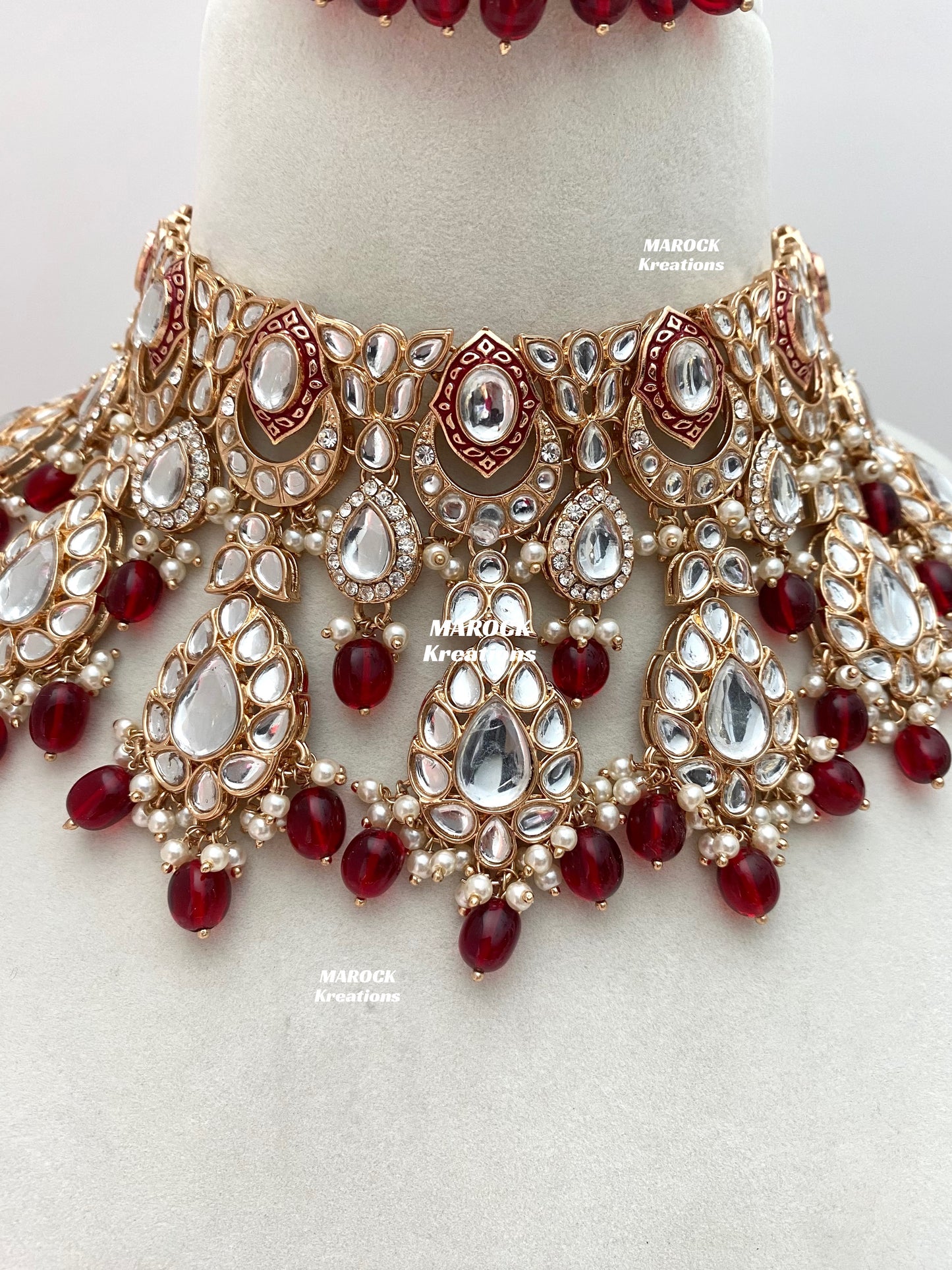 Kaniz Premium Quality Rose Gold Kundan Meenakari Choker/Necklace set
