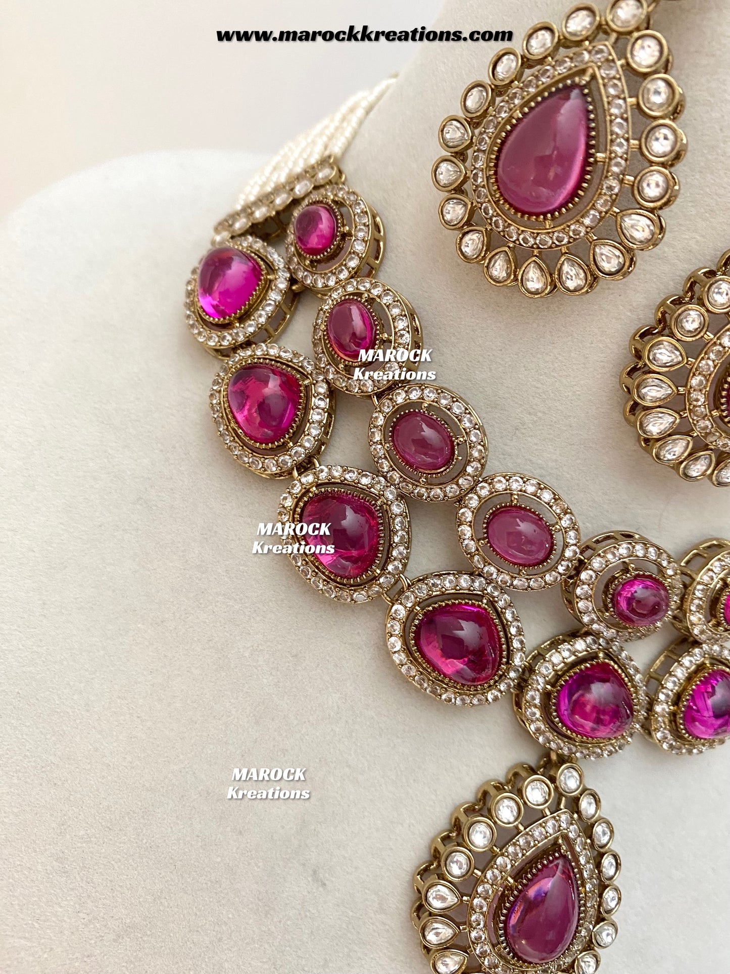 Zafina Premium Quality Moissanite Kundan Statement Choker/Necklace set