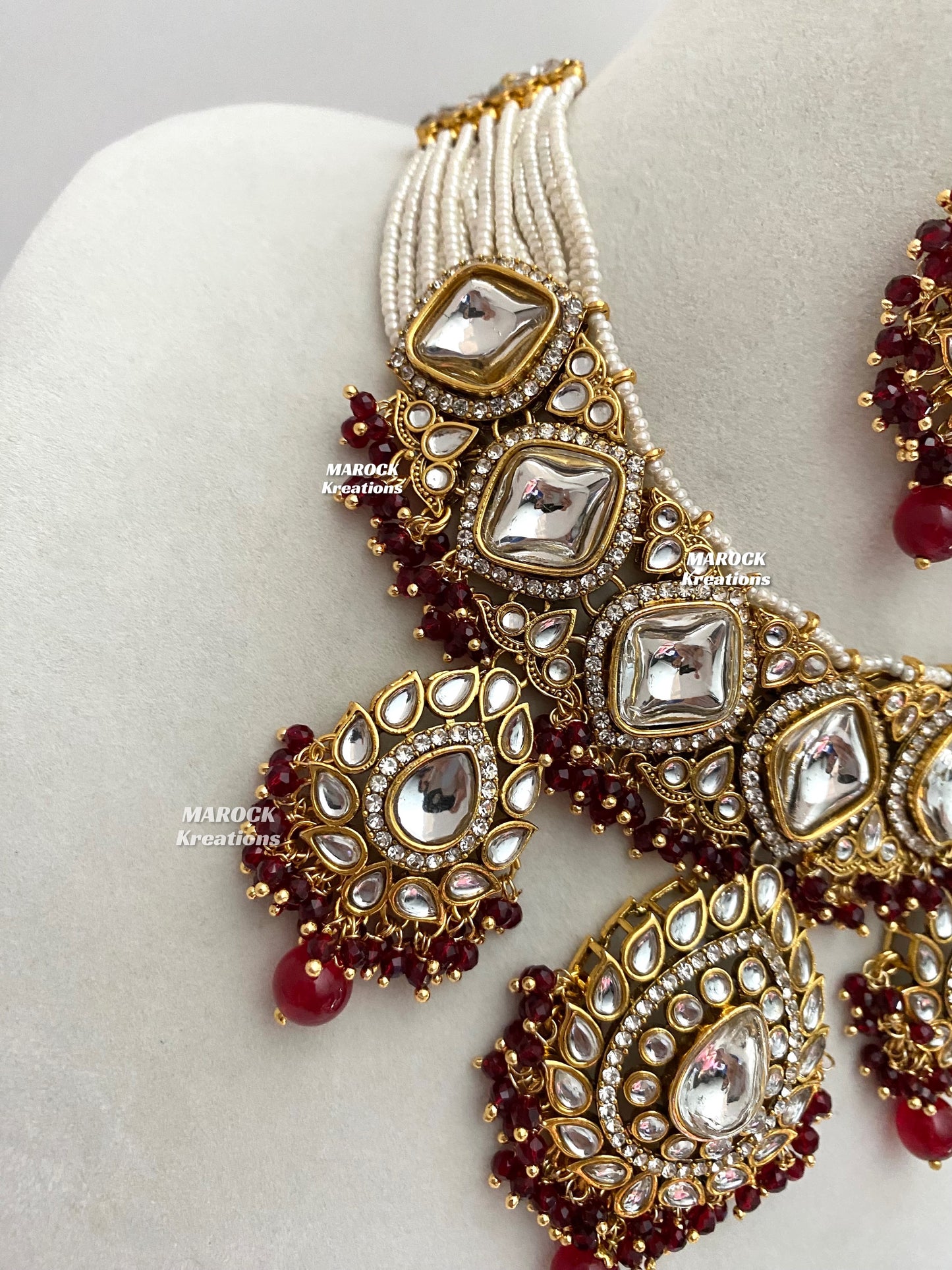 Rahila Premium quality Kundan Statement Choker/Necklace Set