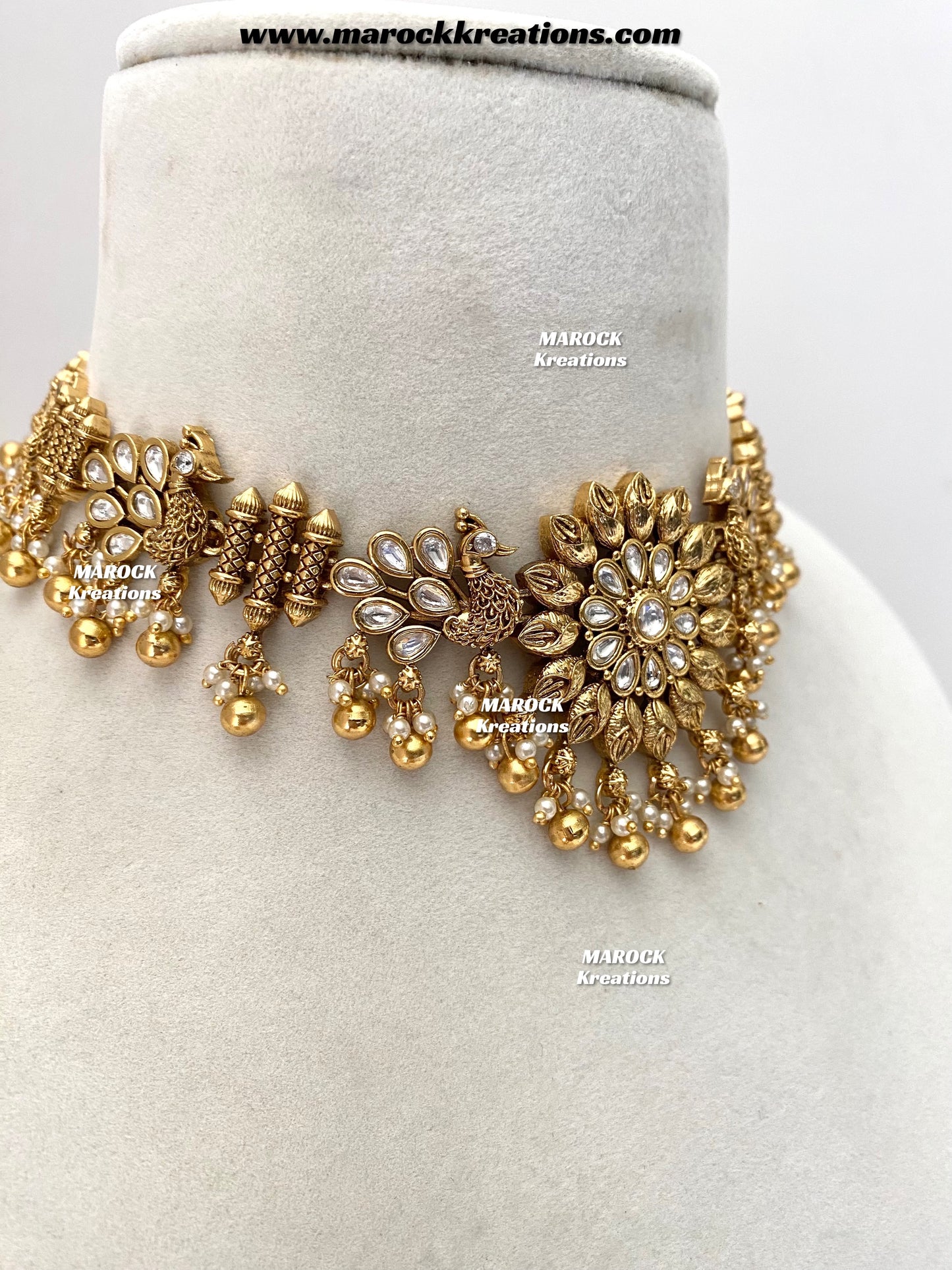 Nalini Premium Quality Gold Plated Kundan statement Necklace set