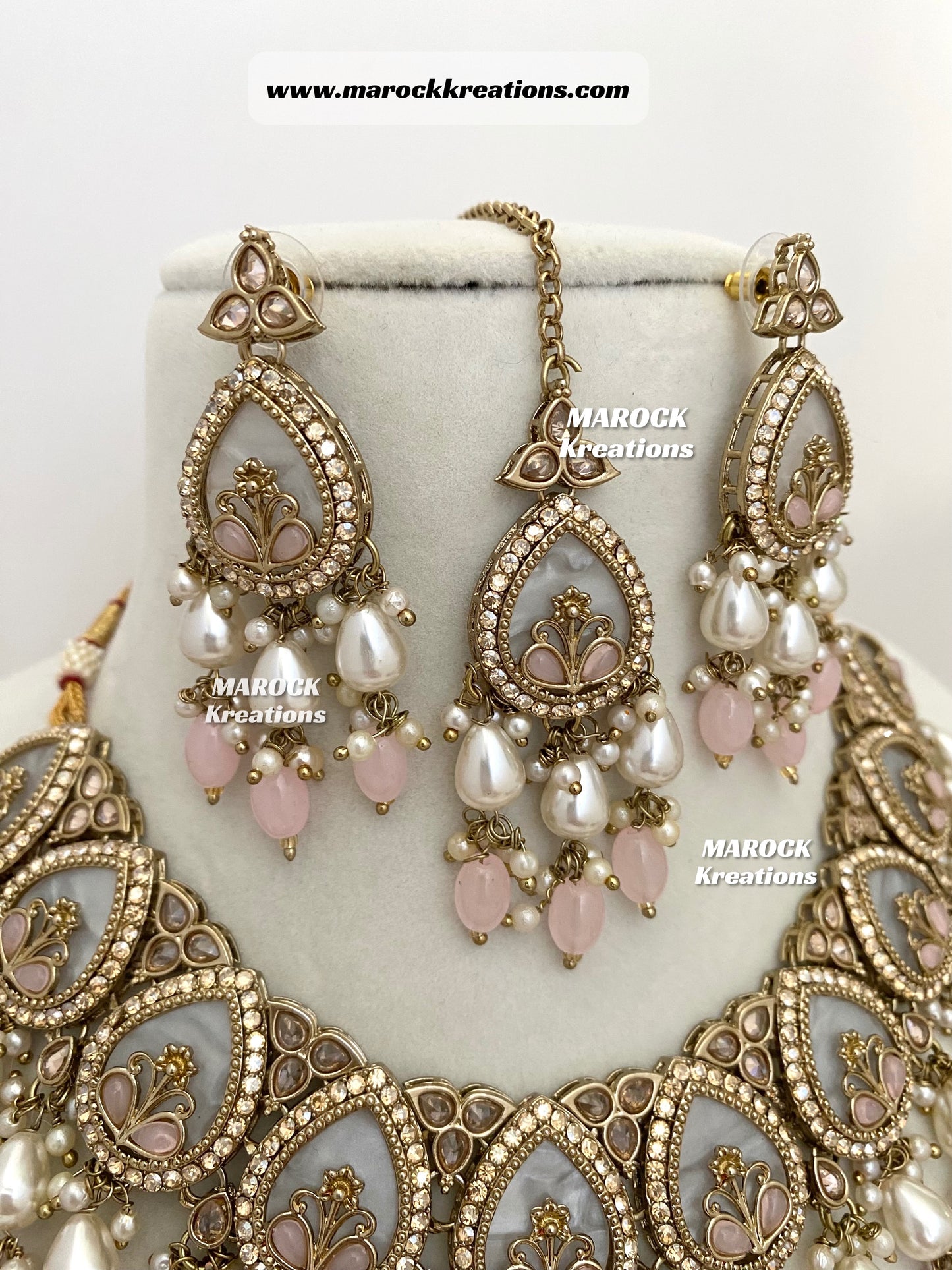 Antique Gold Polki Statement MOP Necklace set