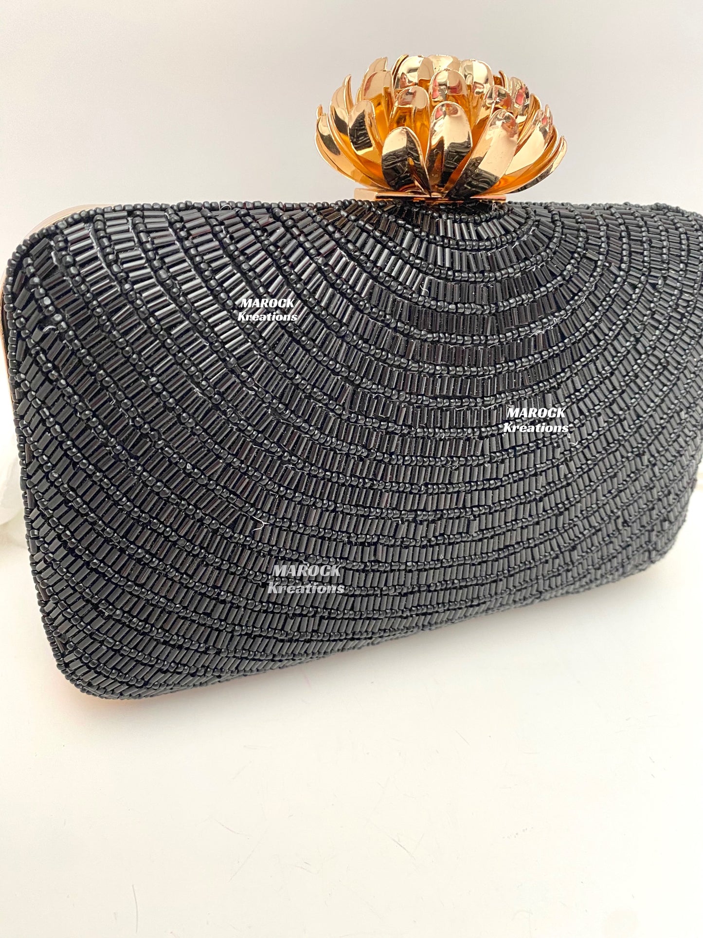 Black Evening Clutch/Evening Bag/Purse comes with a shoulder string