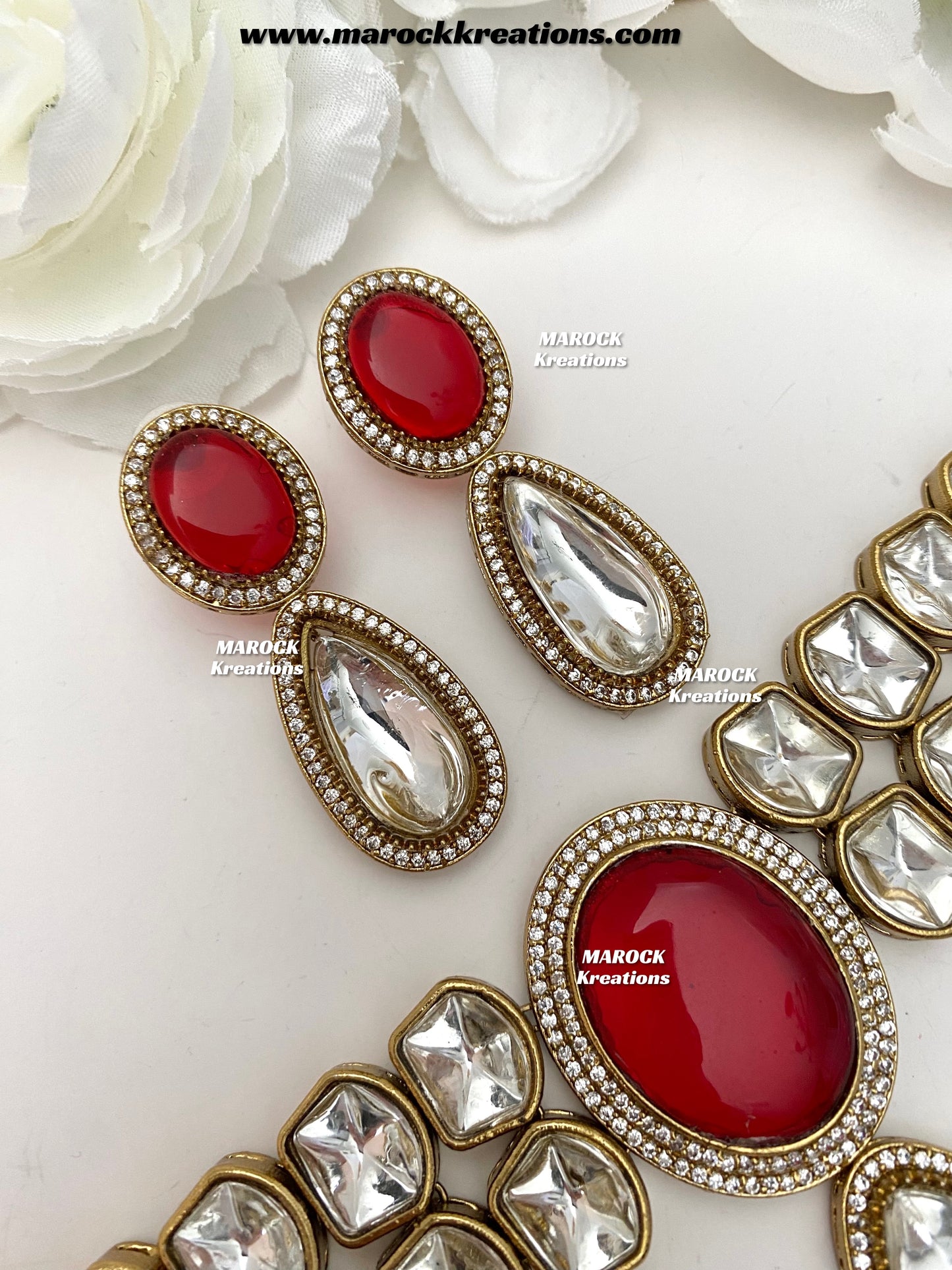 Luxna Premium Quality Kundan Statement Choker set