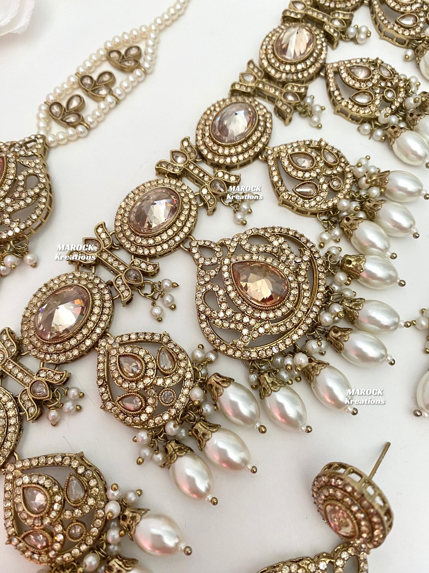 Yumna Polki statement Choker/Necklace set