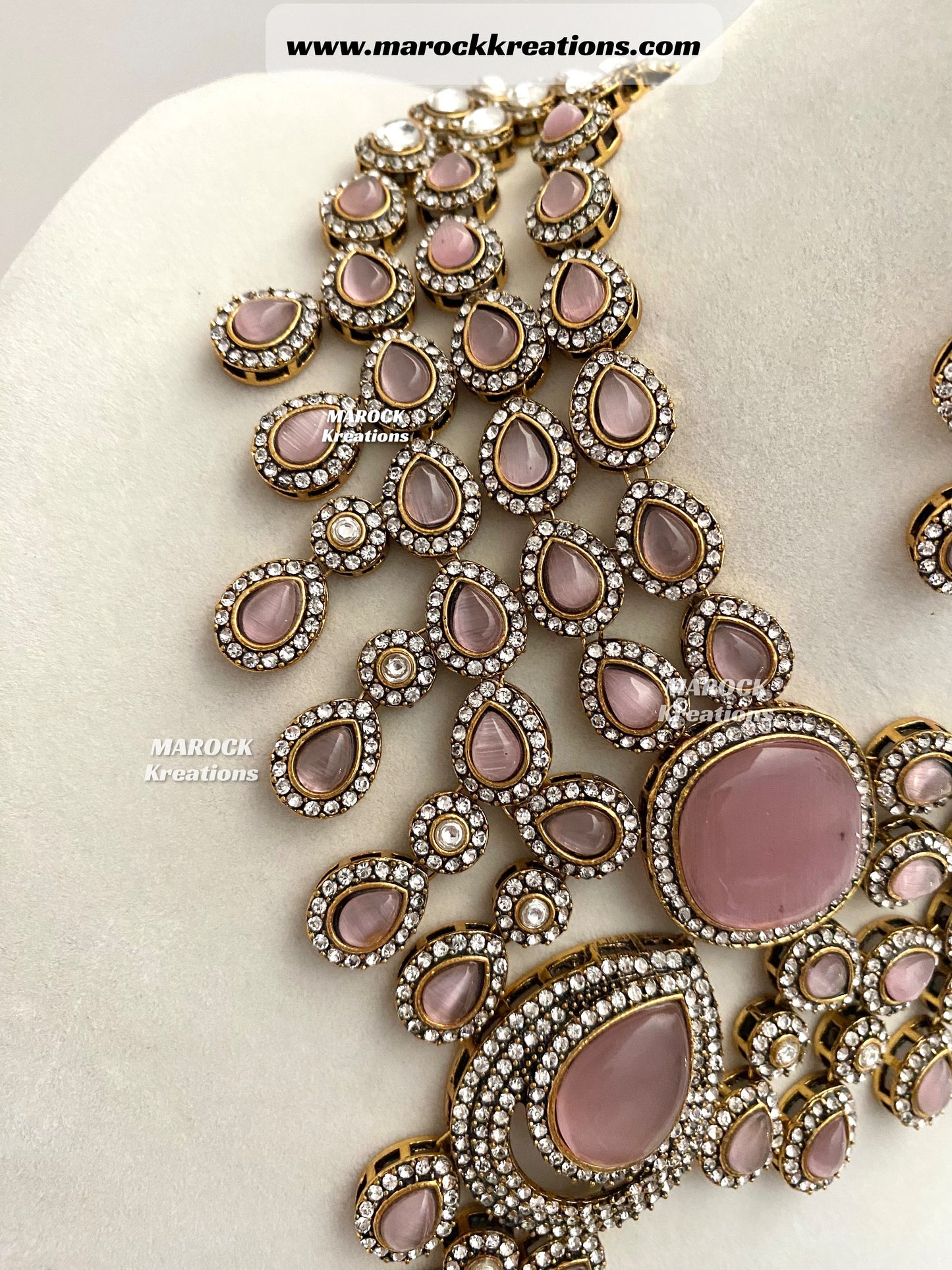Sarah Bollywood style Victorian Monalisa Statement Necklace set