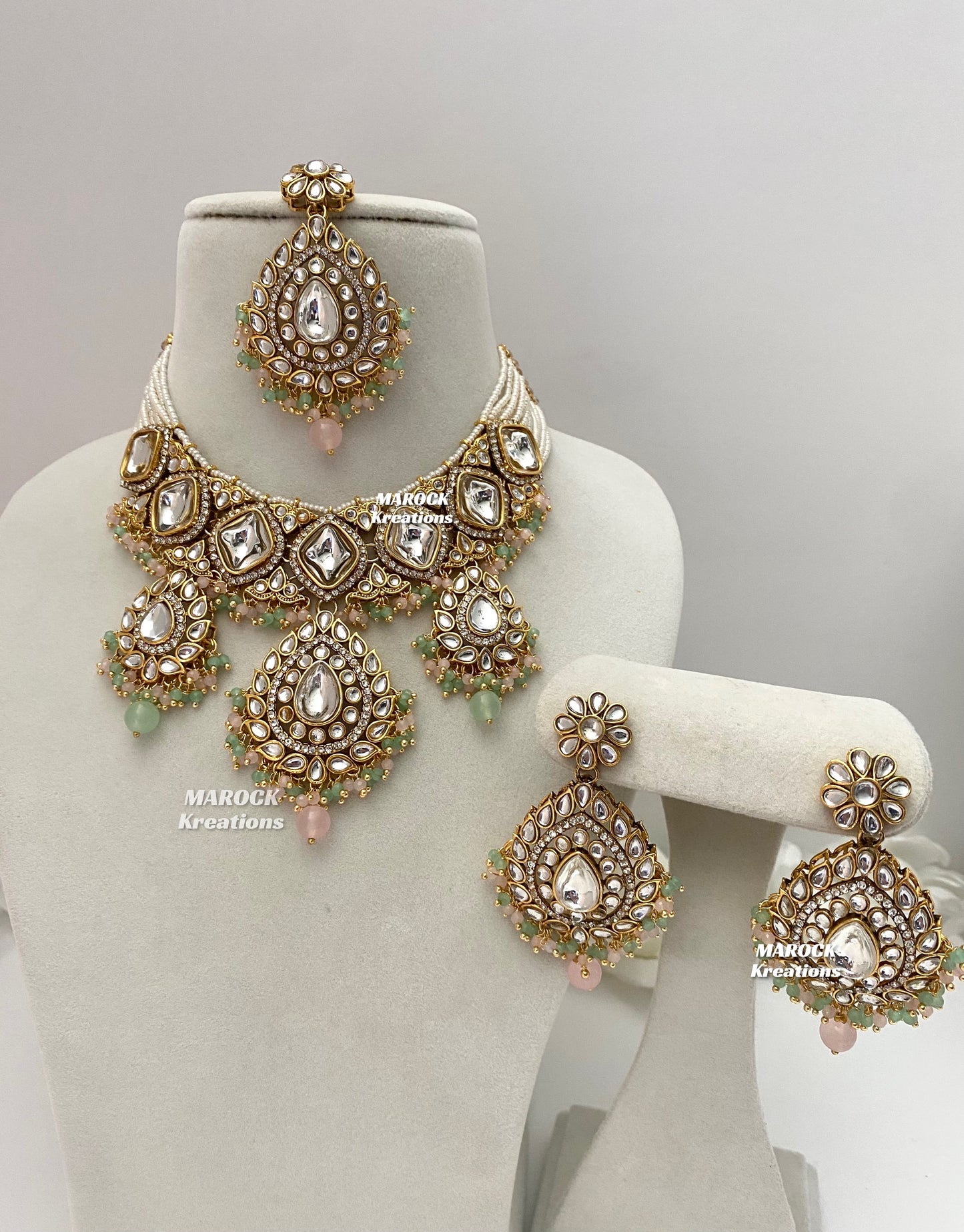 Rahila Premium quality Kundan Statement Choker/Necklace Set
